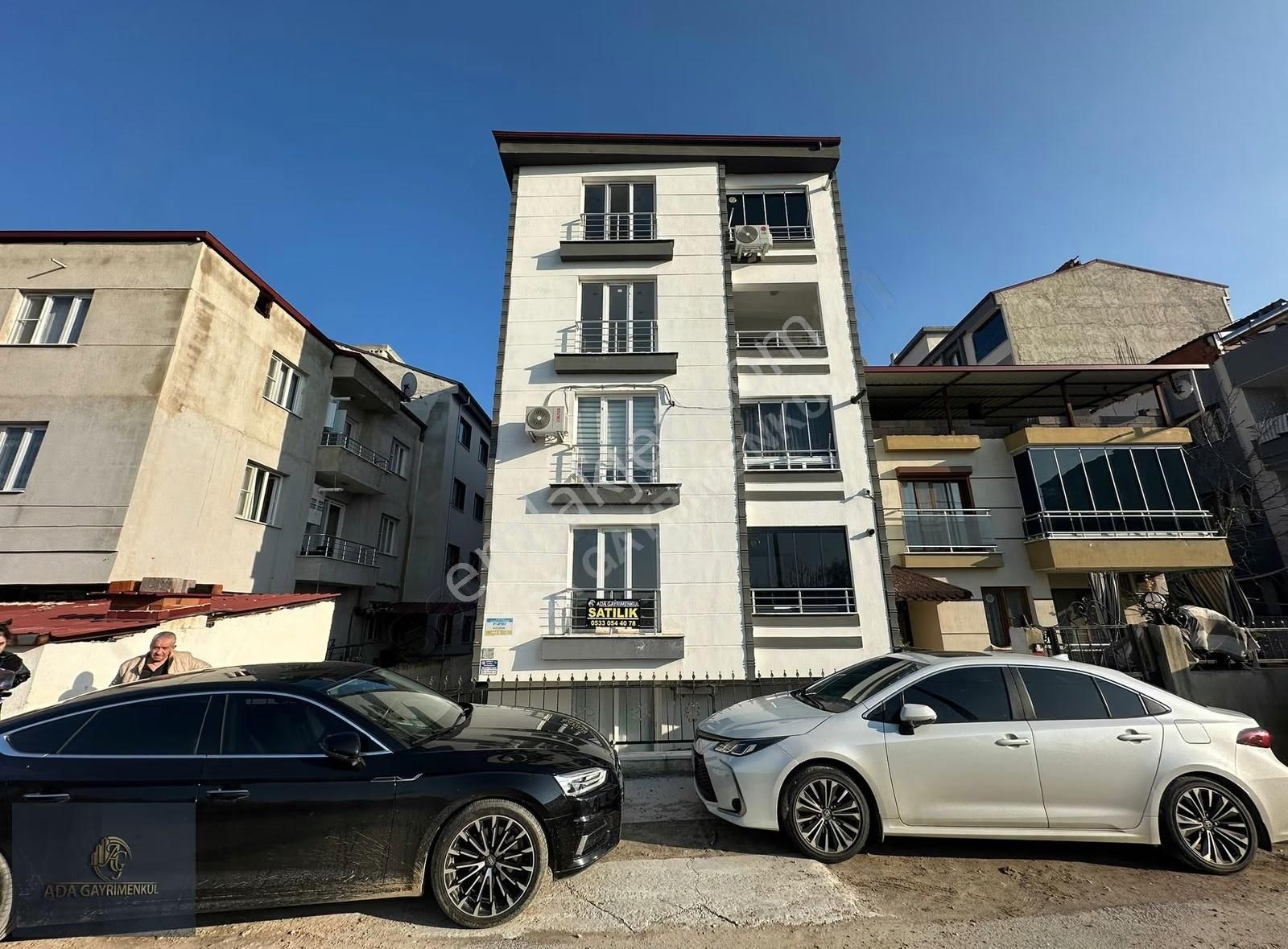 Manisa Alaşehir İstasyon Mah. 3+1 Kapalı Mutfak Arakat Satılık - Görsel 9