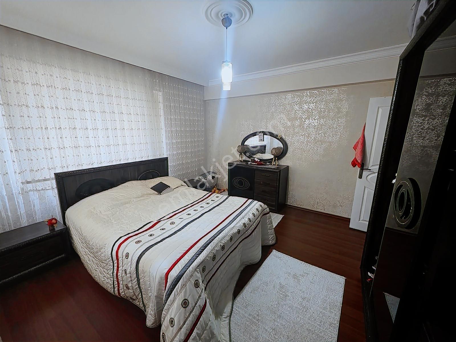 Bülent Ecevit Bulvarına Cephe 3+1 140m2 Ayrı Wc'li Satılık Daire - Görsel 24