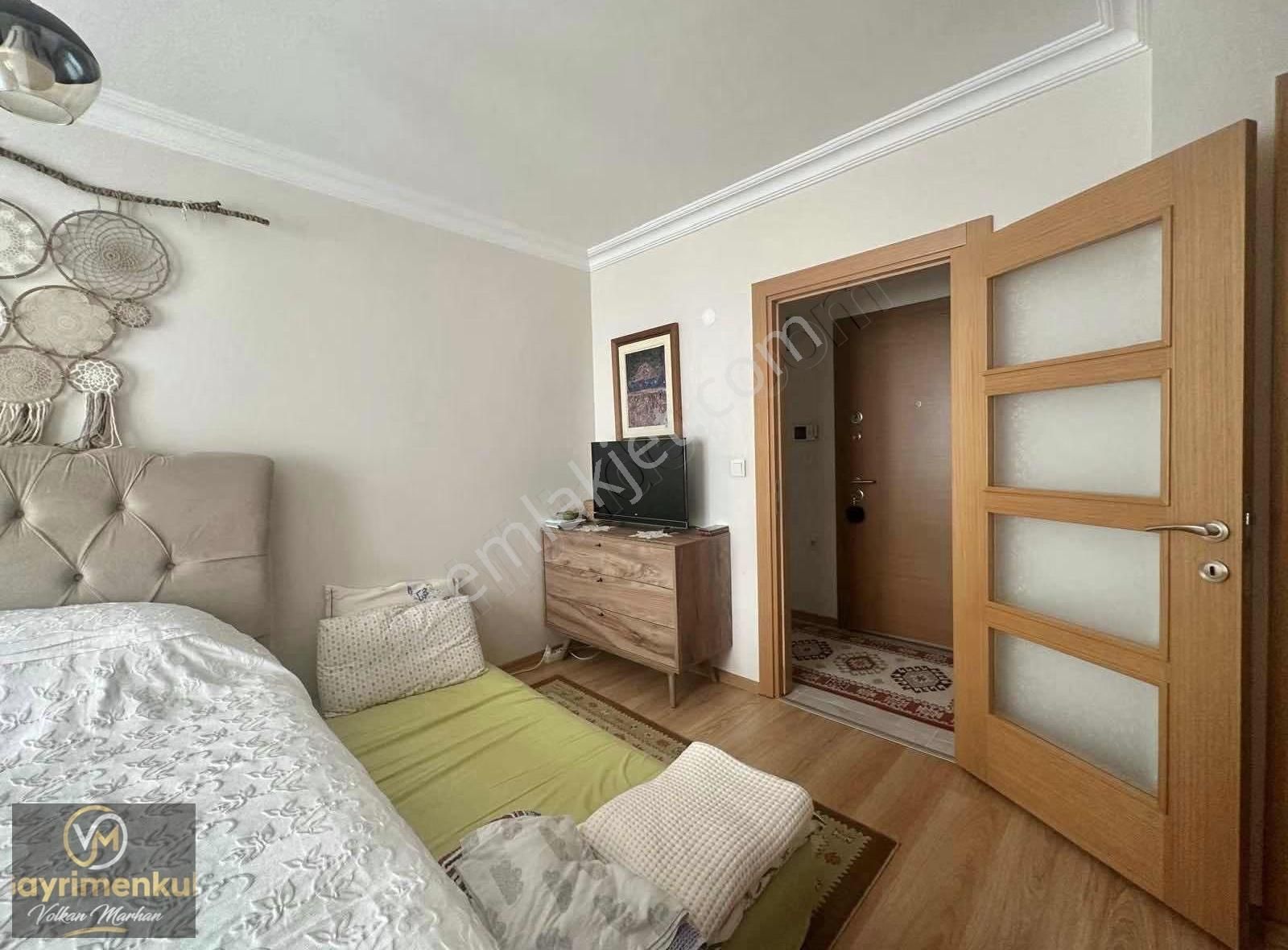 Üsküdar Çengelköy Mükkemmel Konum Genç Bina 2+1 - Görsel 16