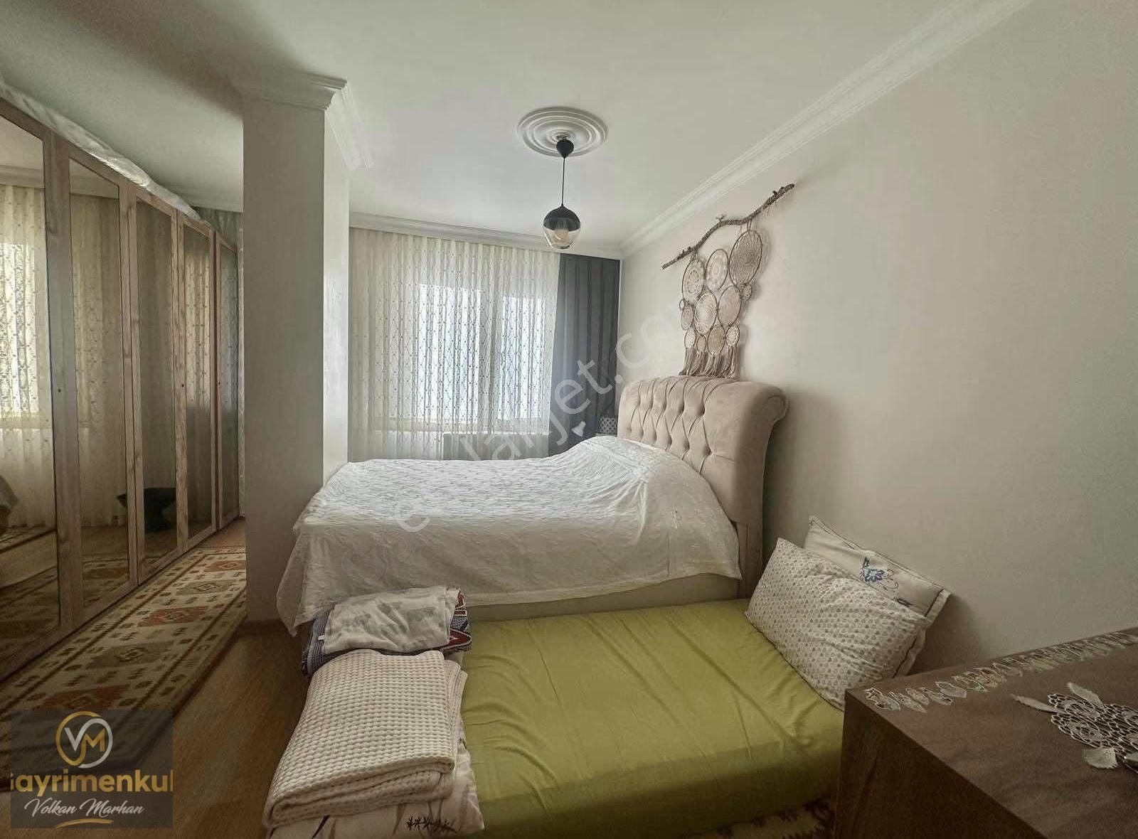 Üsküdar Çengelköy Mükkemmel Konum Genç Bina 2+1 - Görsel 3