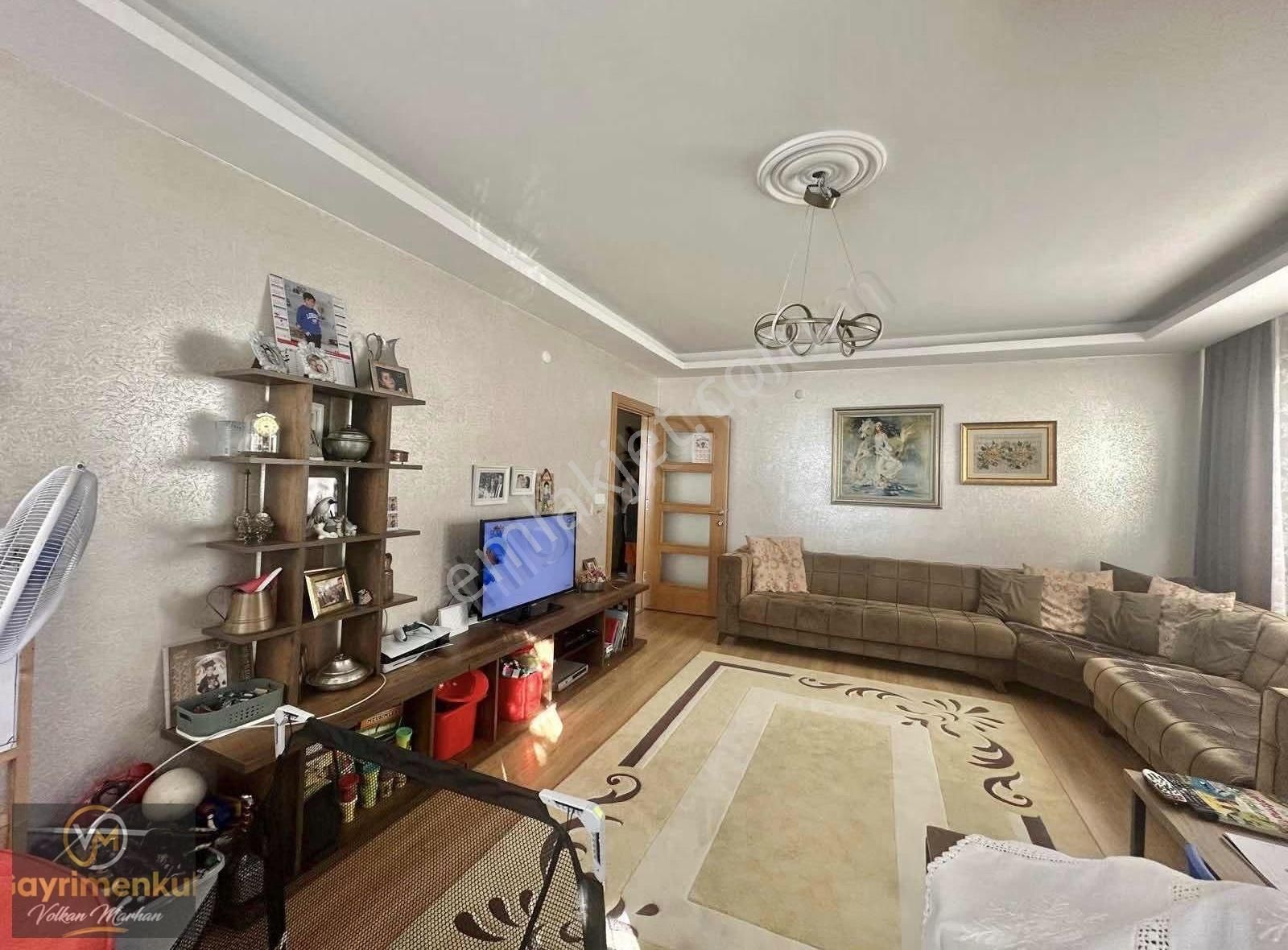 Üsküdar Çengelköy Mükkemmel Konum Genç Bina 2+1 - Görsel 15