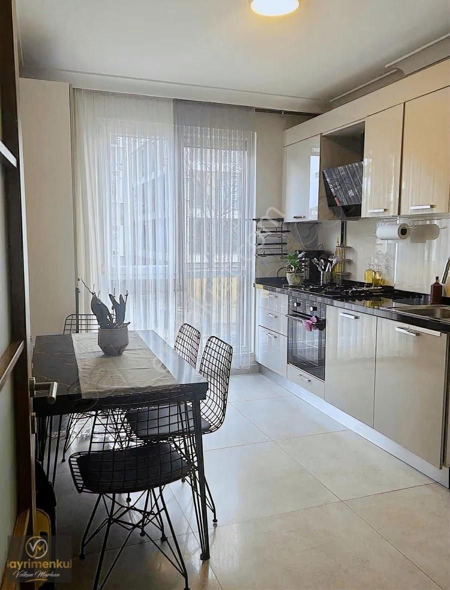 Çengelköy Bahçelievlerde Genç Binada Satılık 3+1 Daire - Görsel 15