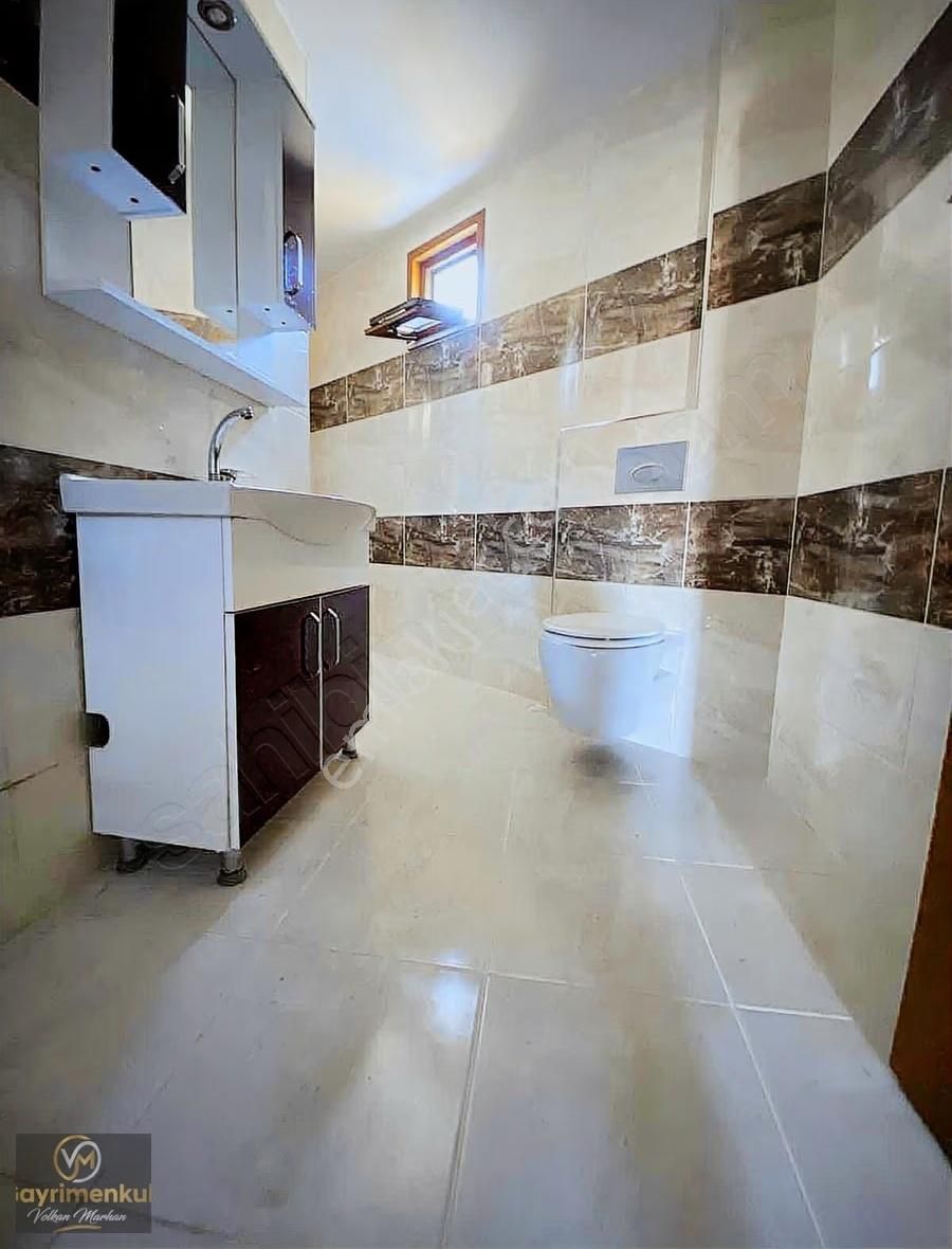 Çekmeköy Çatalmeşe Mh Satılık İskanlı 2+1 85 M'2 Ara Kat Daire - Görsel 3