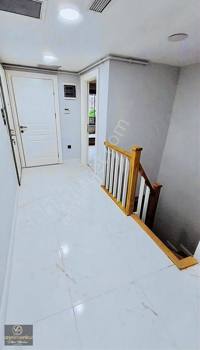 Çengelköy Bahçelievler'de Boğaz Manzaralı Satılık Çatı Dubleksi - Görsel 16