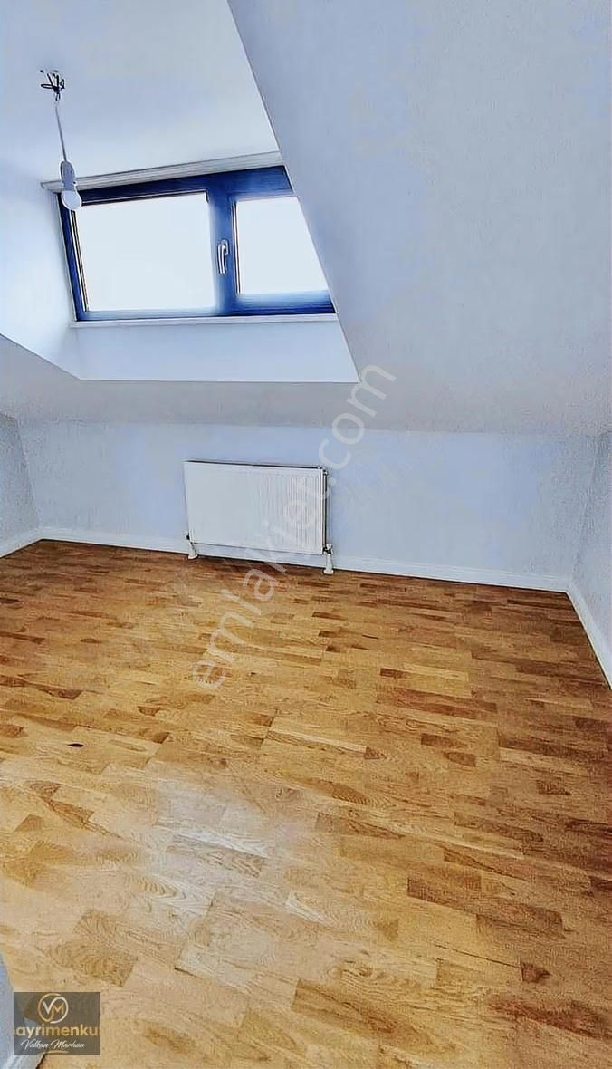 Çengelköy Bahçelievler'de Boğaz Manzaralı Satılık Çatı Dubleksi - Görsel 4