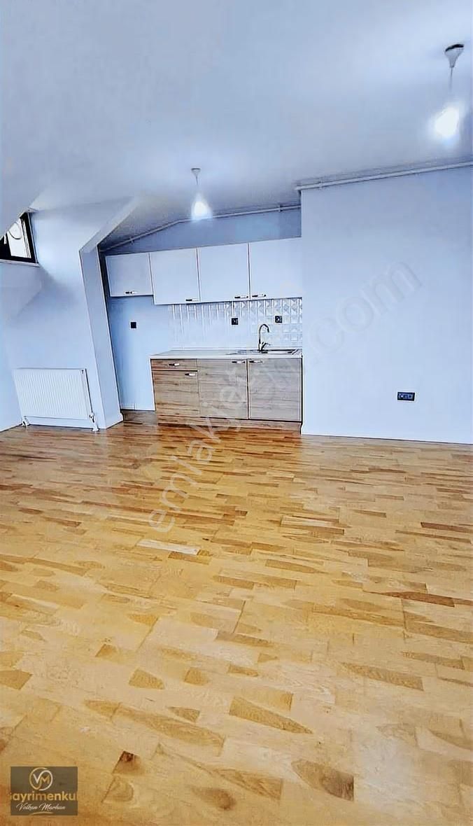 Çengelköy Bahçelievler'de Boğaz Manzaralı Satılık Çatı Dubleksi - Görsel 33