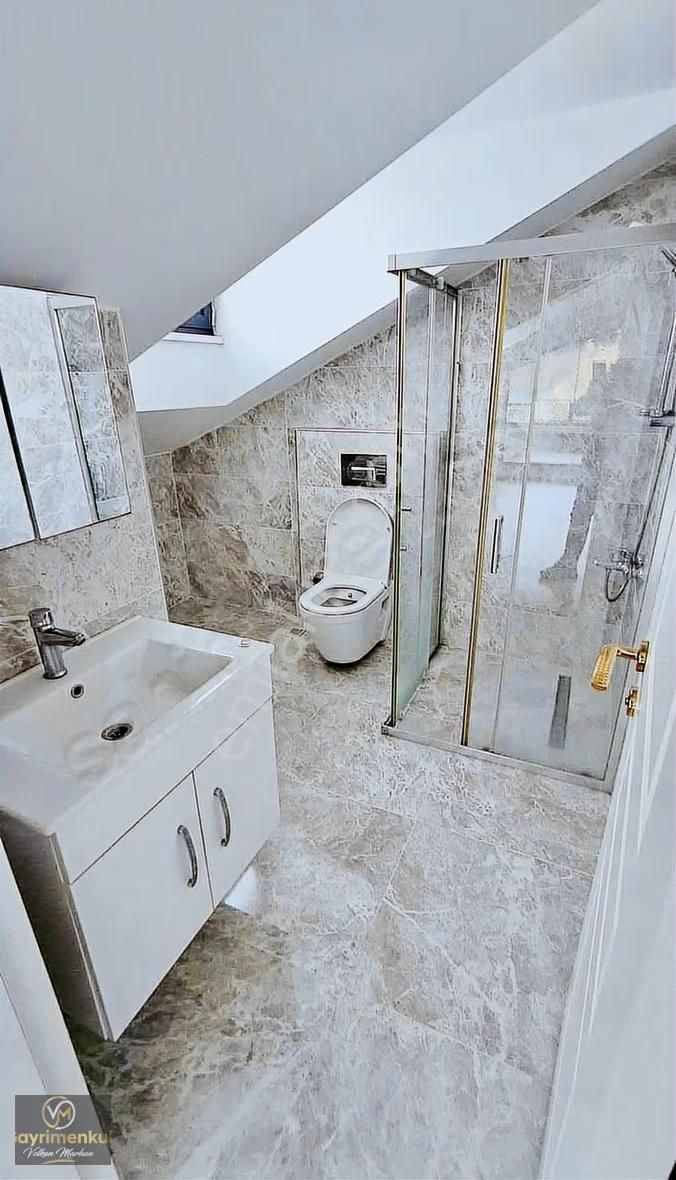 Çengelköy Bahçelievler'de Boğaz Manzaralı Satılık Çatı Dubleksi - Görsel 26