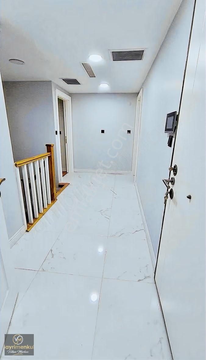 Çengelköy Bahçelievler'de Boğaz Manzaralı Satılık Çatı Dubleksi - Görsel 8