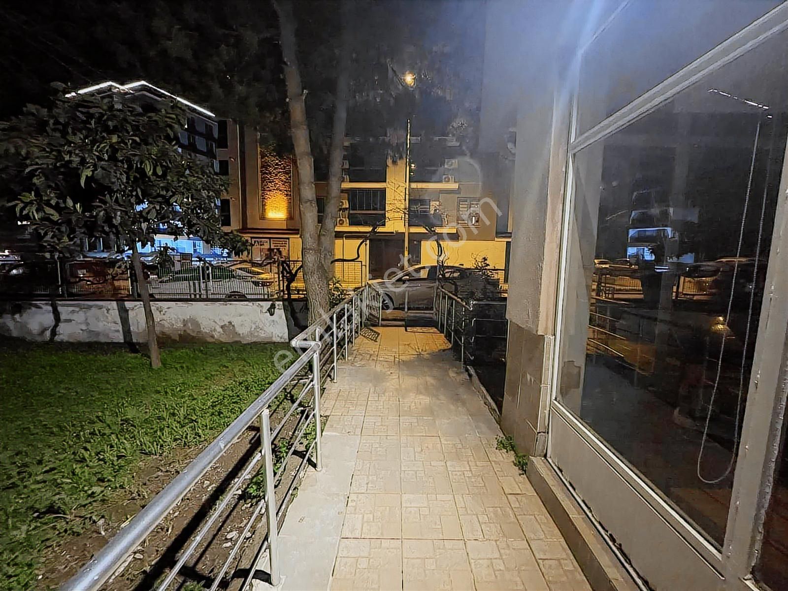 Bursa'nın Merkezinde Fsm Bulvarında Bulunan Satılık 2+1 Daire . - Görsel 8