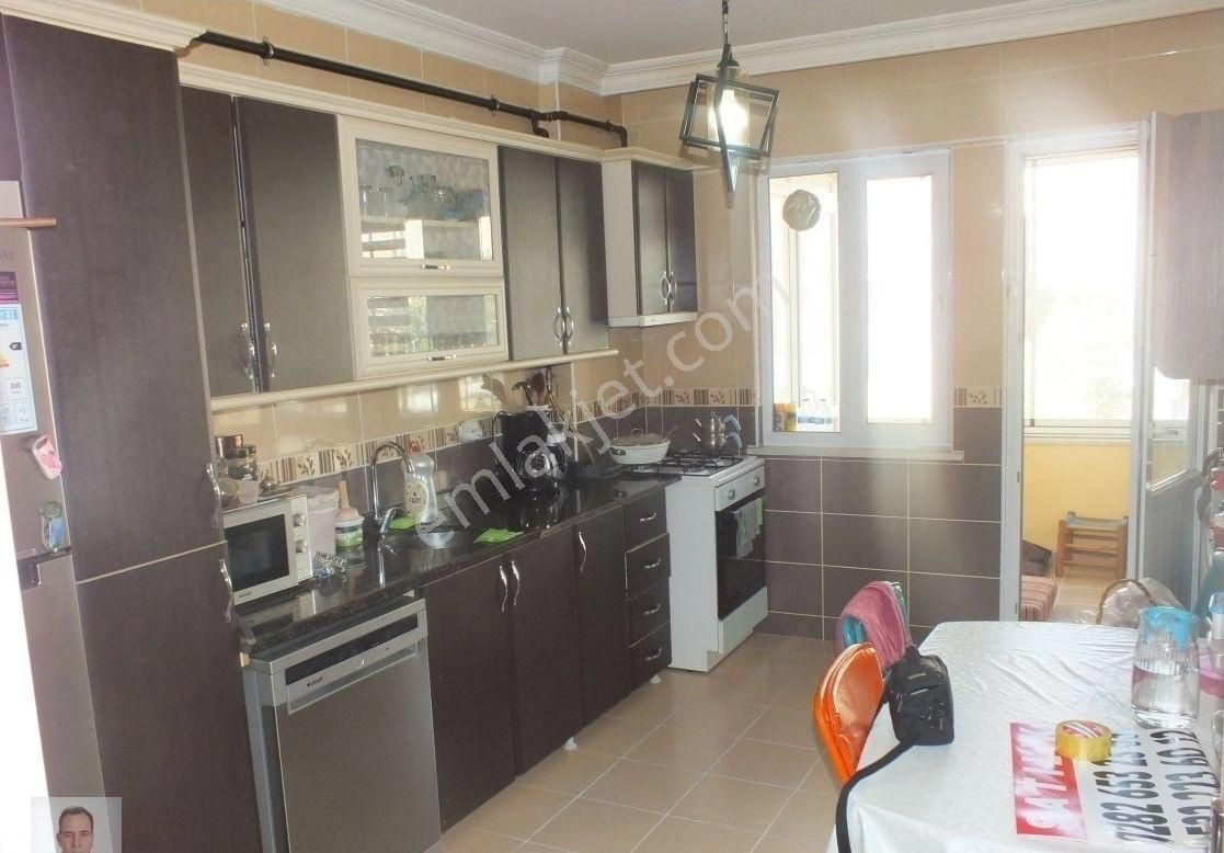 Çorlu'da Muhittin Mahallesinde Deprem Etütlü, 3+1 Kombili Daire - Görsel 2