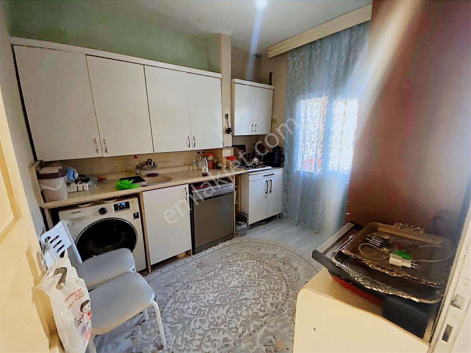 Yüreğır İlim Yoluna Yakın 3 Katlı Bahçeli Satılık - Görsel 16