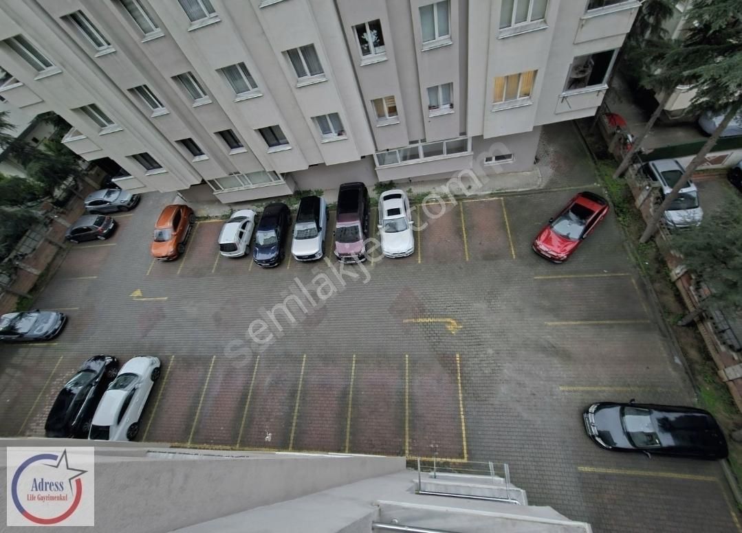 Şerifali Elalmış Cad. Hat Boyuna Çok Yakın Konumda 3+1 Boş - Görsel 28