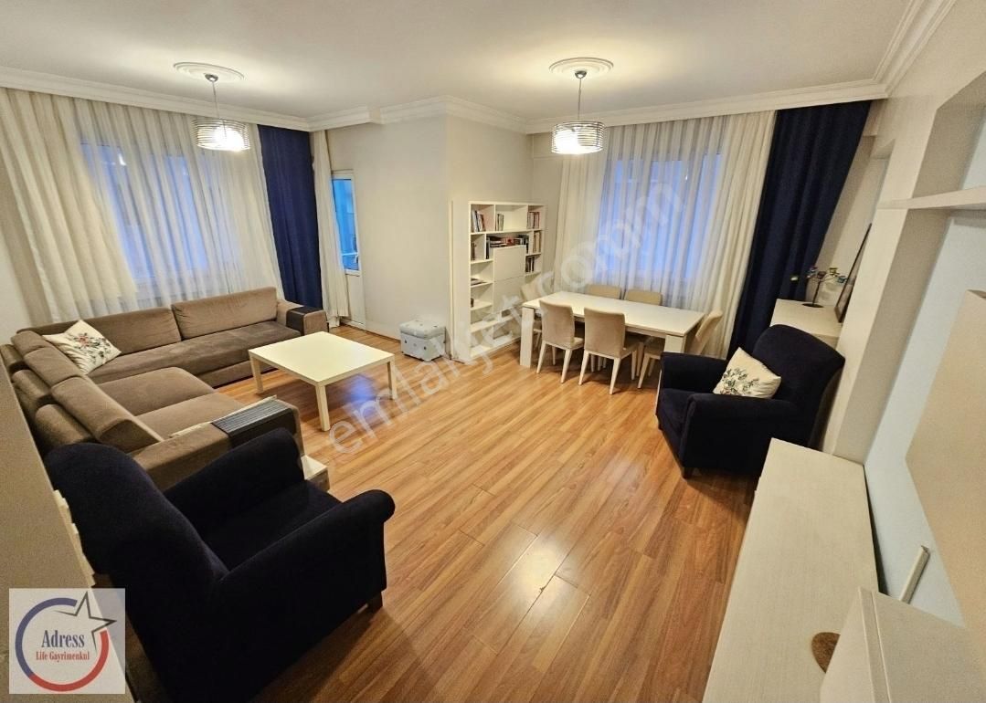 Şerifali Elalmış Cad. Hat Boyuna Çok Yakın Konumda 3+1 Boş - Görsel 6