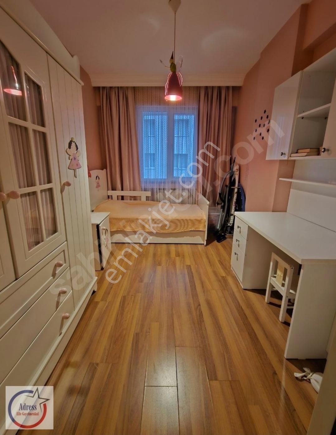 Şerifali Elalmış Cad. Hat Boyuna Çok Yakın Konumda 3+1 Boş - Görsel 14