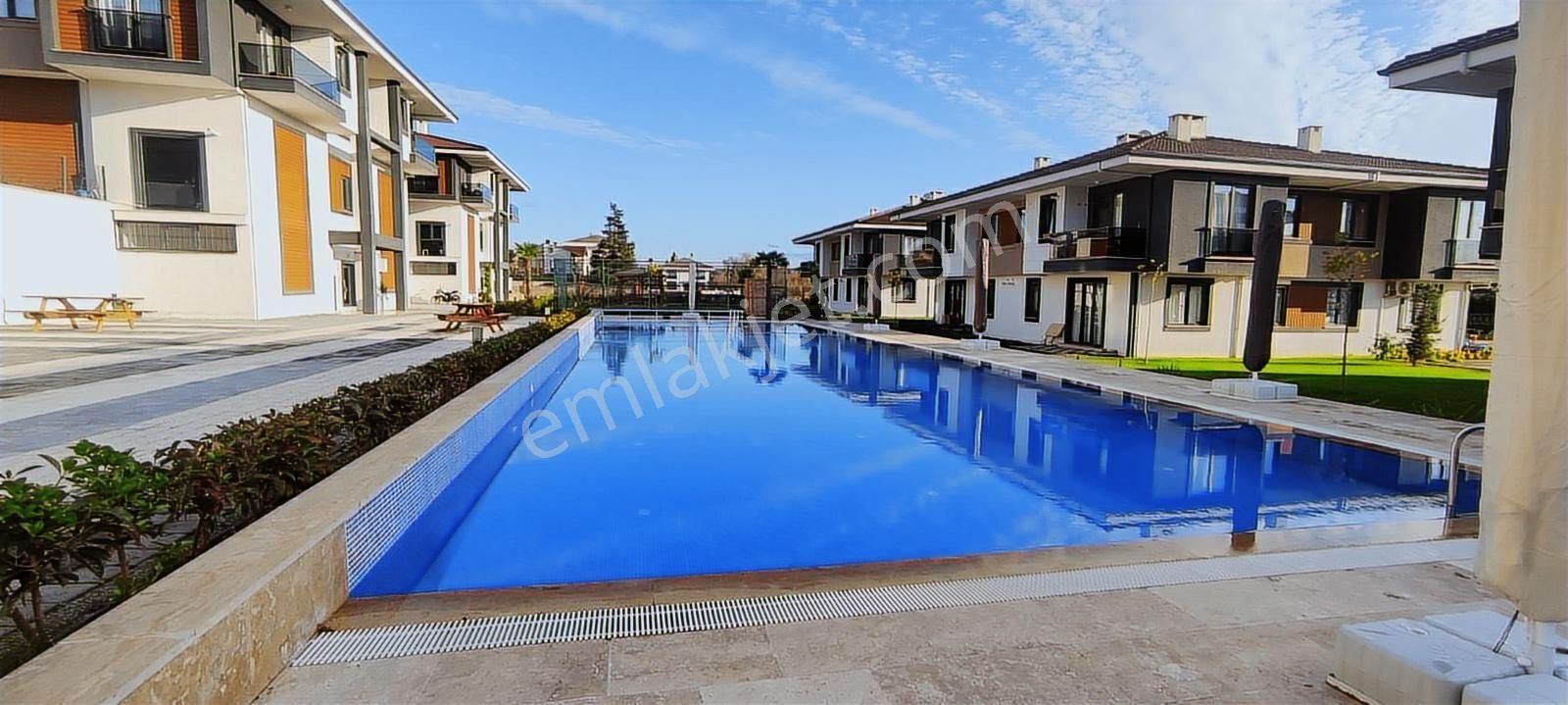 Şile'de Site İçerisinde 1+1 Kiralık Daire