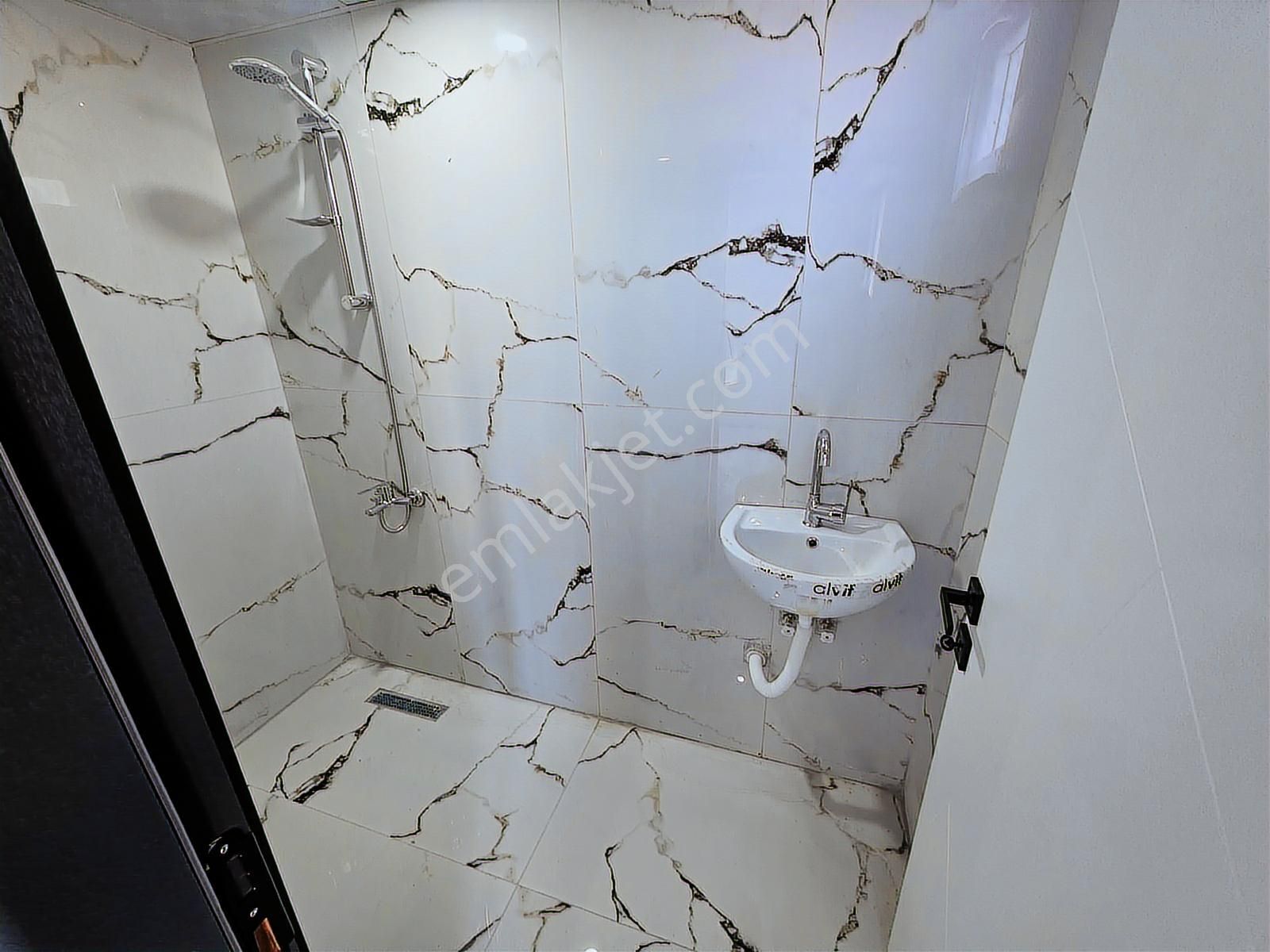 Şeyhsinan'da 2+1 95m2 Konforlu Ve Modern Yaşam Aryanlara Fırsat! - Görsel 15