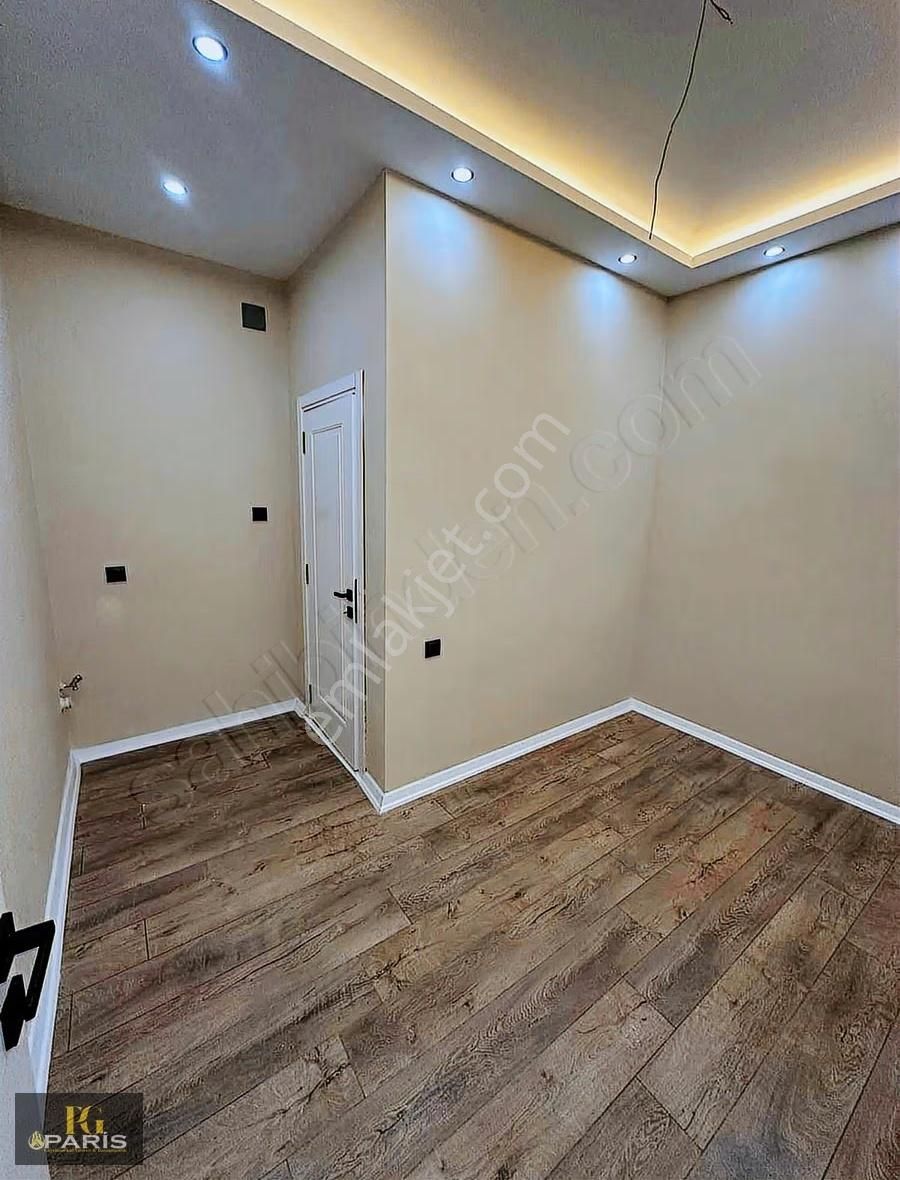 Paris'ten Barajyolu Civarı Cazip 1+1 Satılık Daire - Görsel 13