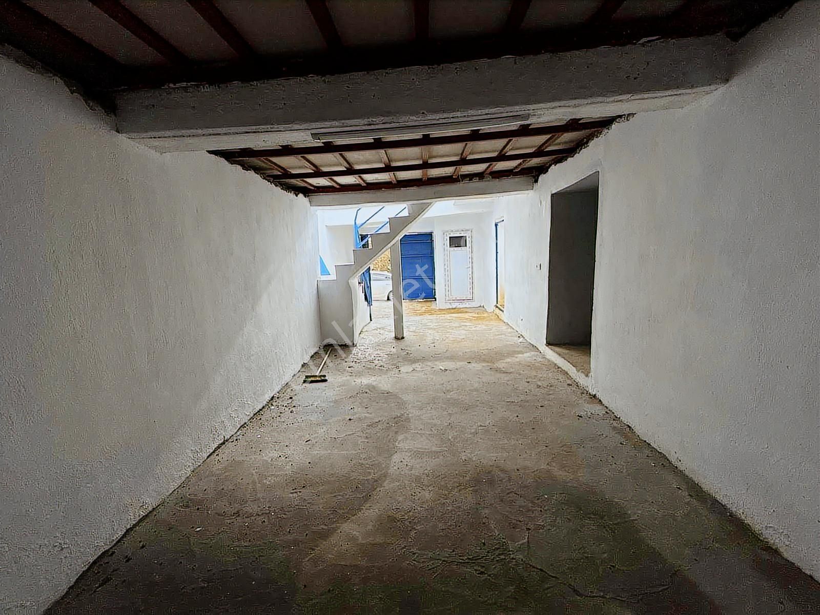 Derin Emlak'tan Muhteşem Konumda Satılık Müstakil Ev - Görsel 3