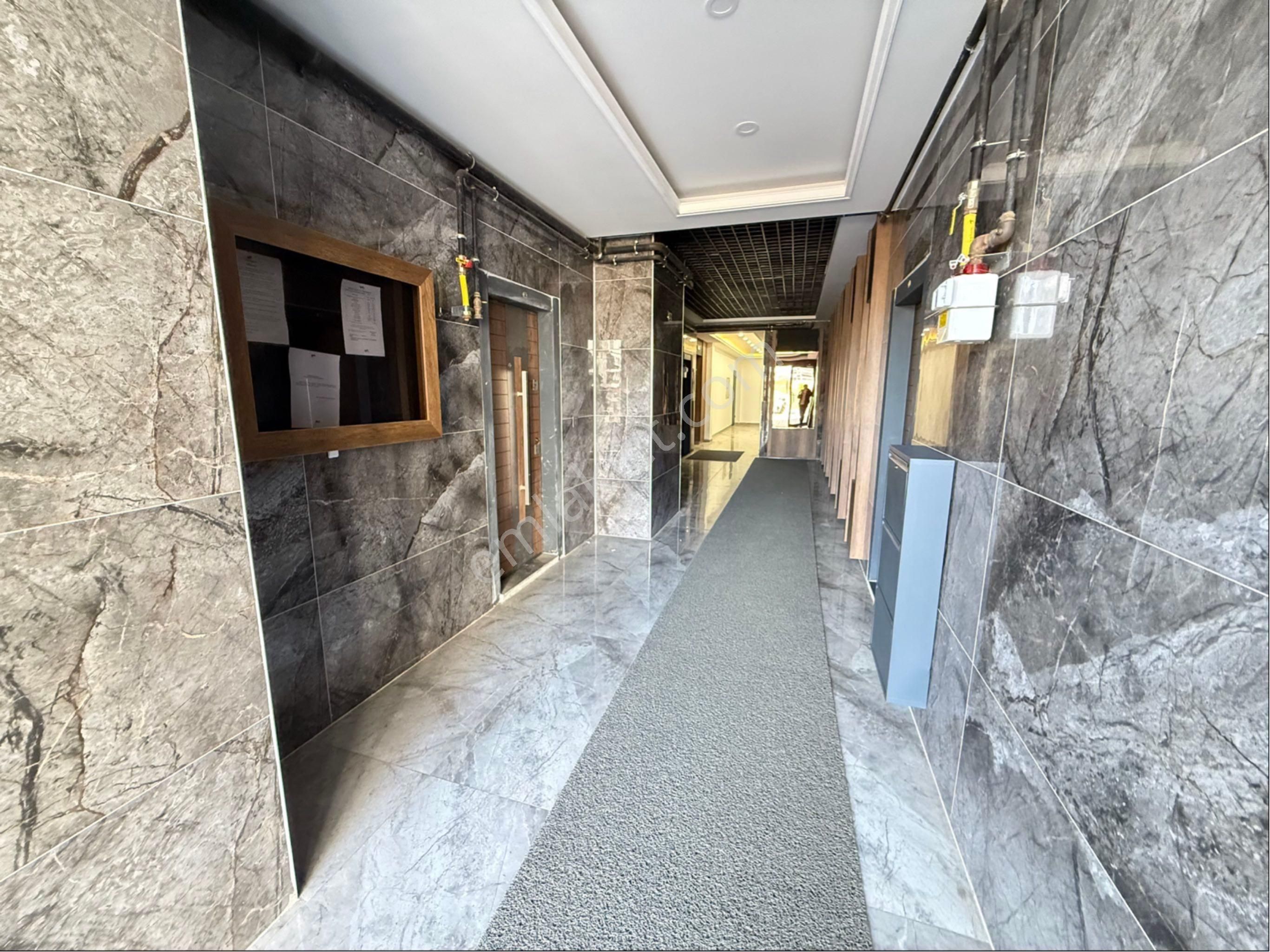 Yeni Cazeevi Karşısı Riva Yapı’da 2.5+1 Kiralık Daire - Görsel 27