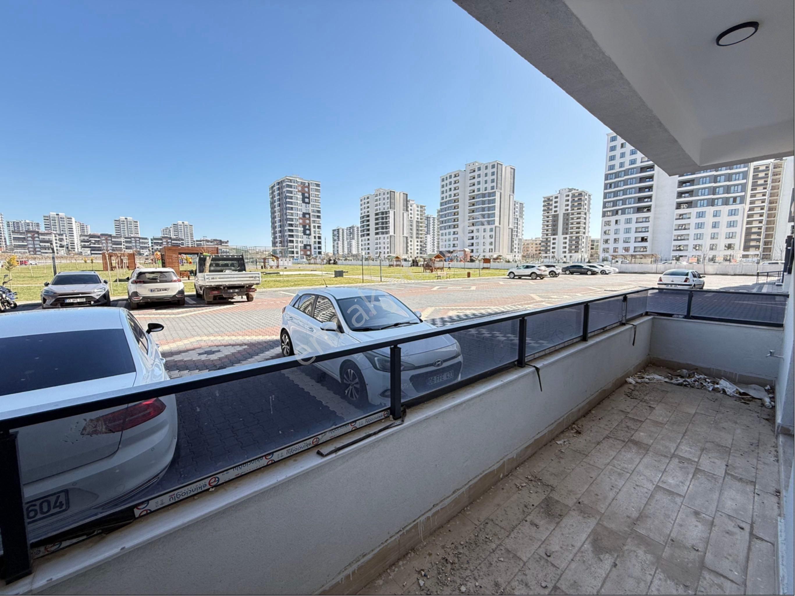 Yeni Cazeevi Karşısı Riva Yapı’da 2.5+1 Kiralık Daire - Görsel 26