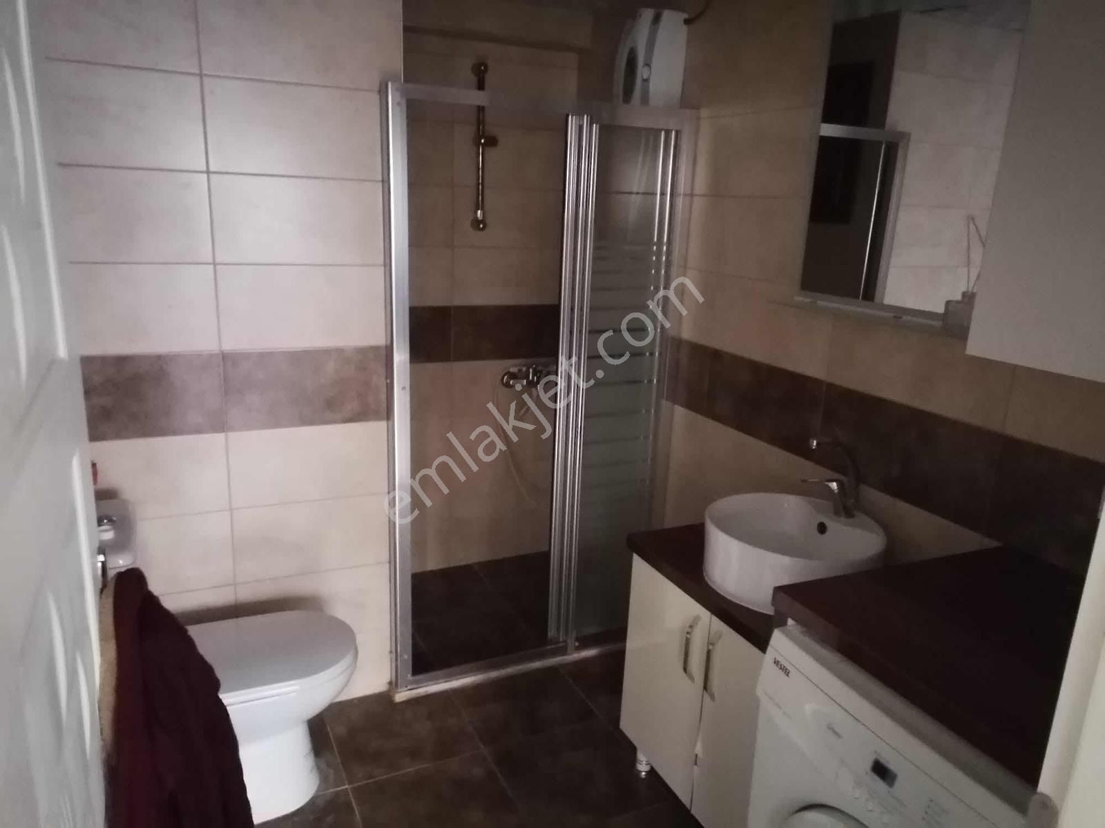 Bulut Emlak'tan Işılay Saygın Lise Civarı Acil 1+1 Daire - Görsel 2