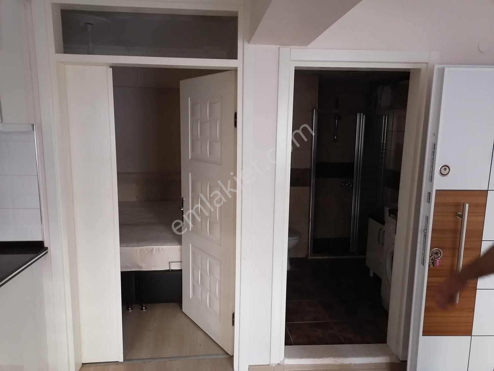 Bulut Emlak'tan Işılay Saygın Lise Civarı Acil 1+1 Daire - Görsel 3