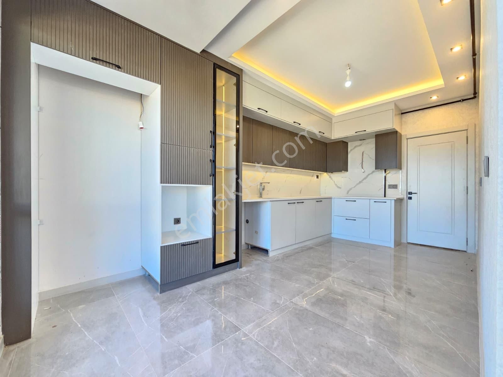 Denizli 1200 Evler De 3+1 Önü Komple Açık Lüks Satılık Daireler