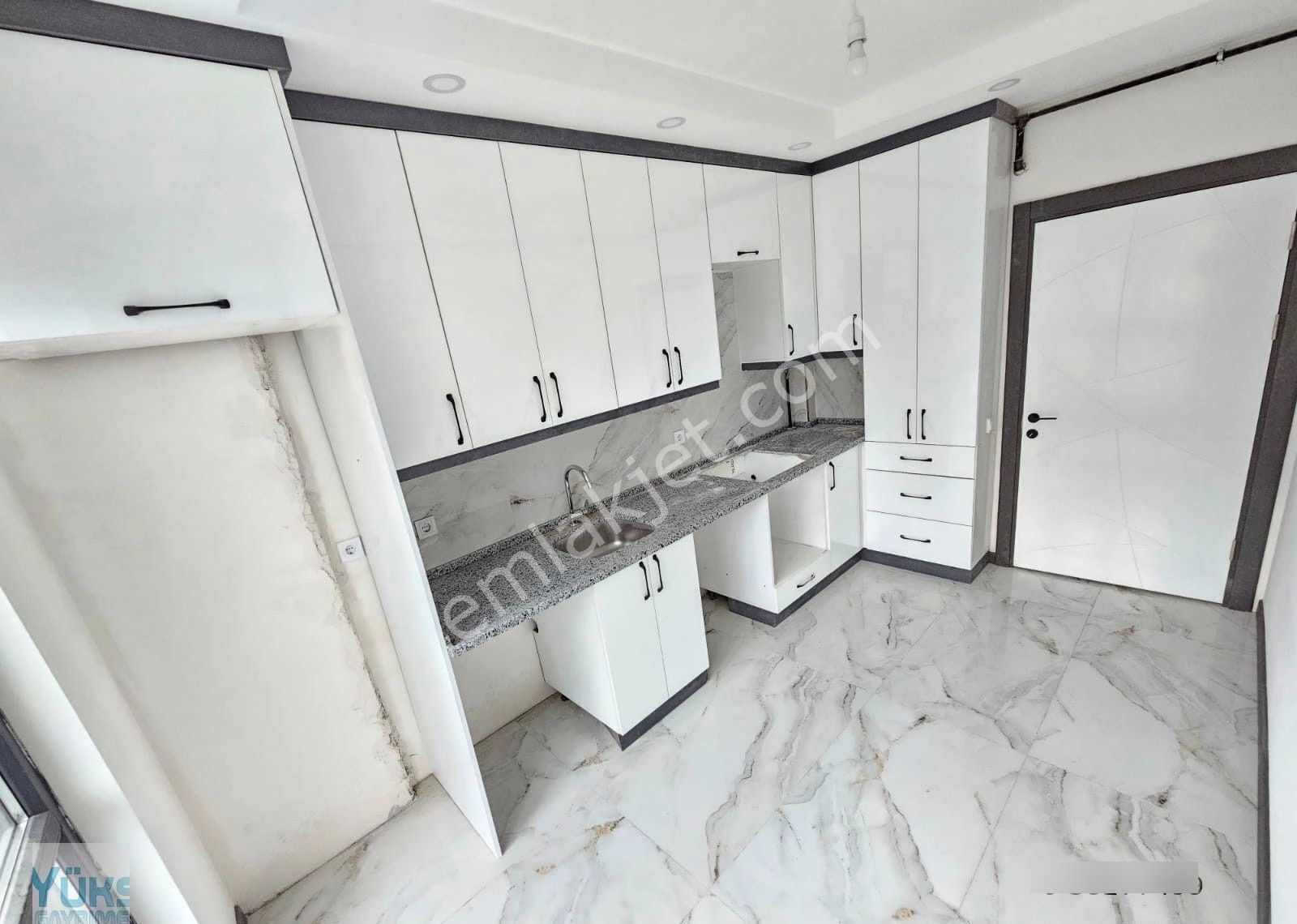Denizli Gümüşçay Da 2+1 120 M2 Mükemmel Konumda Satılık Daireler - Görsel 6