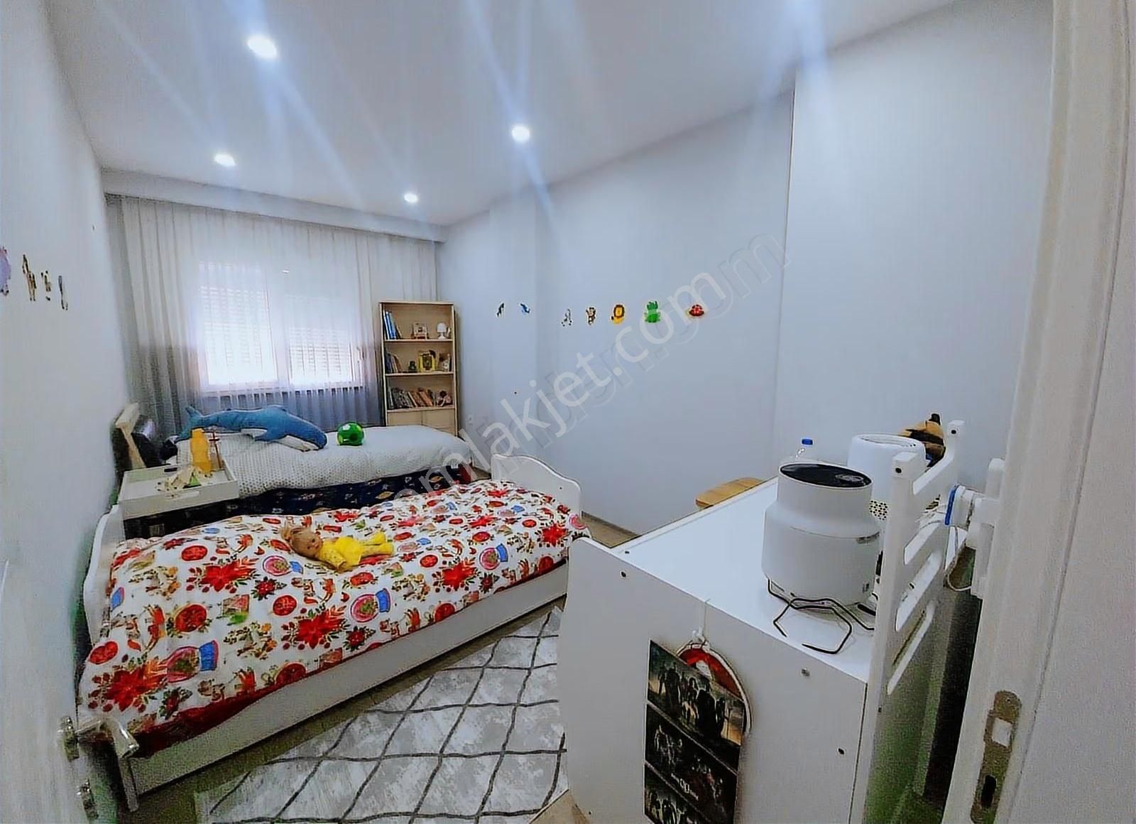 Çarşamba Pazarına Yakın-köşe Başı Güney Dogu Cephe-çok Geniş - Görsel 6