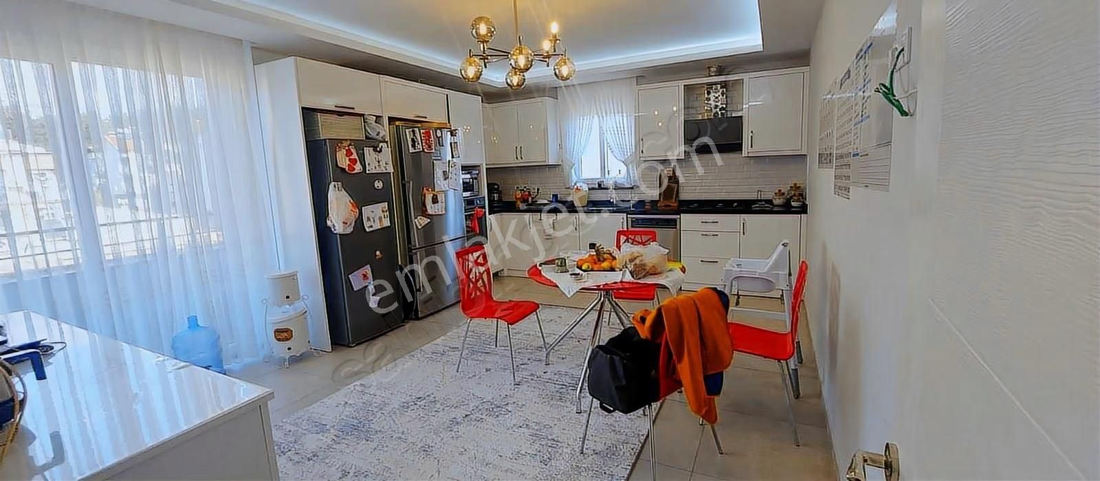 Çarşamba Pazarına Yakın-köşe Başı Güney Dogu Cephe-çok Geniş - Görsel 23