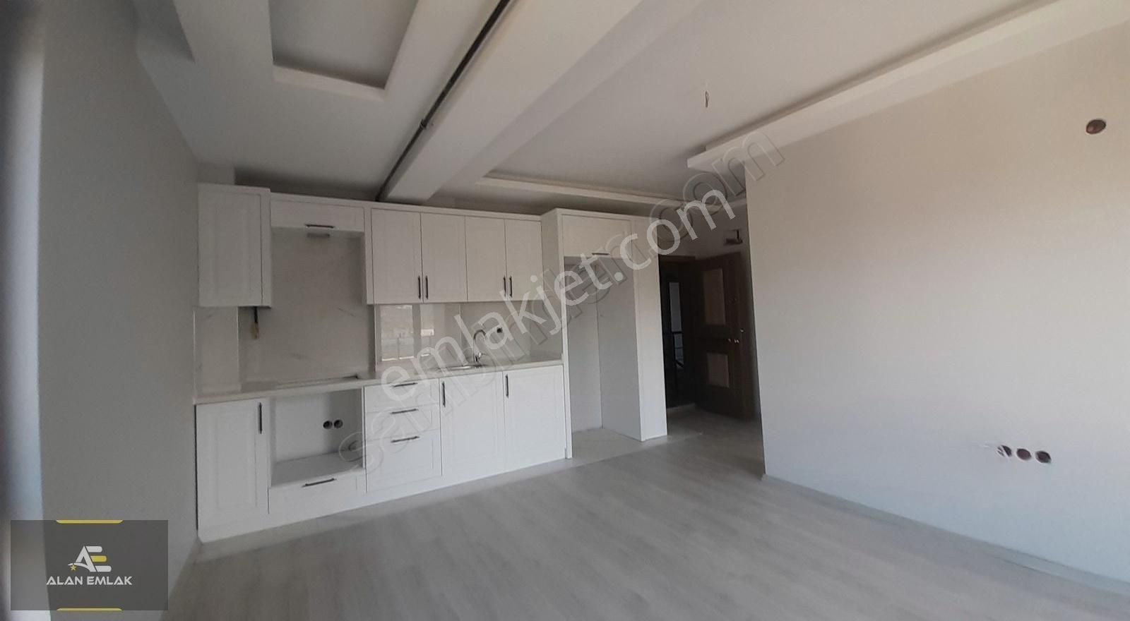 Alan Emlak;çatalçam'da Yola Cephe, Denize Yakın Satılık 1+1 - Görsel 5