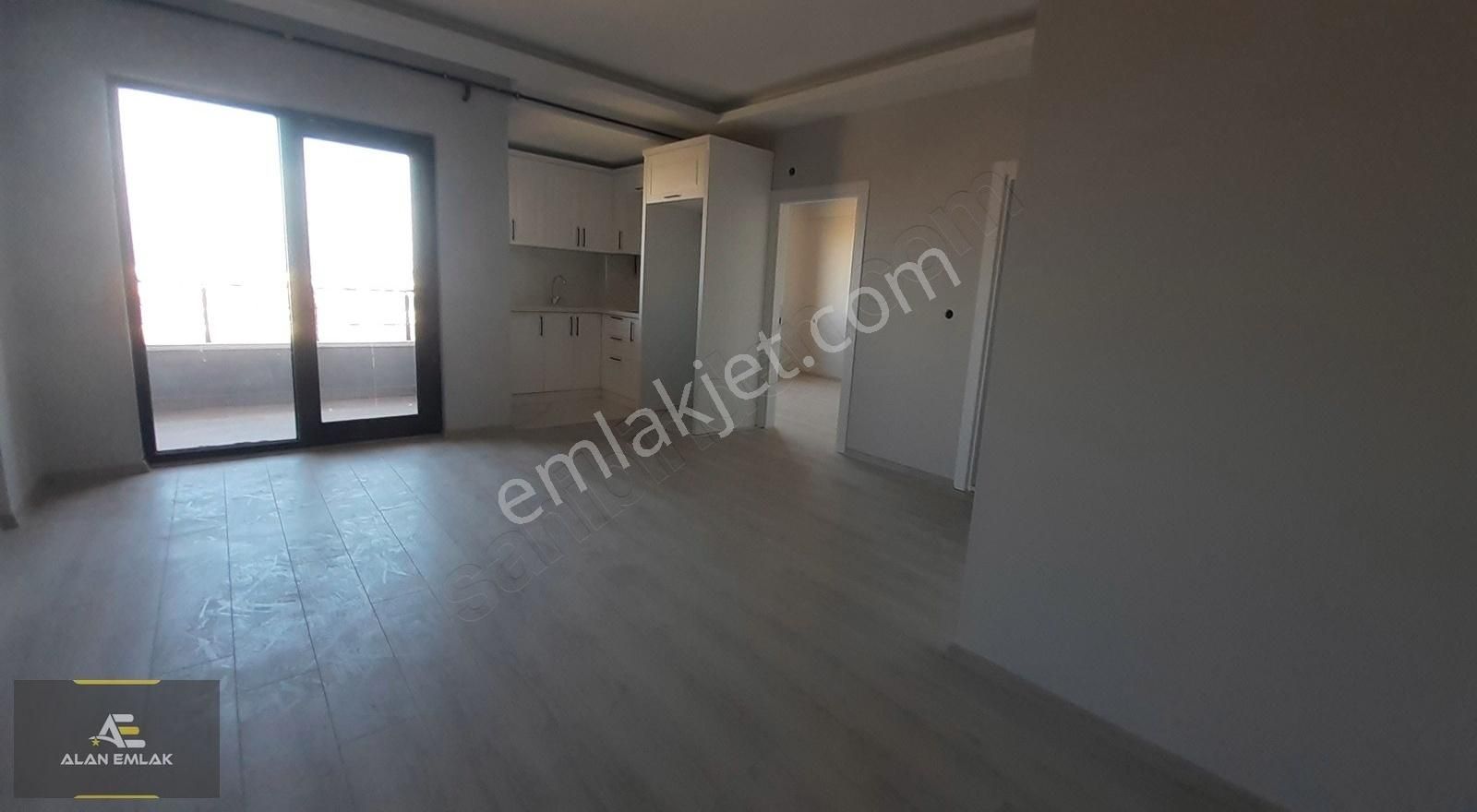 Alan Emlak;çatalçam'da Yola Cephe, Denize Yakın Satılık 1+1 - Görsel 7