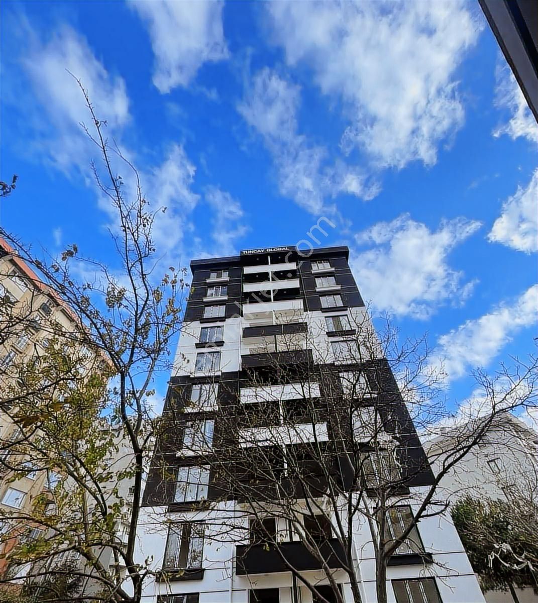 Koru Emlak'tan:2+1=95m2 Yeni Lüx Fırsat Daire Son Kat