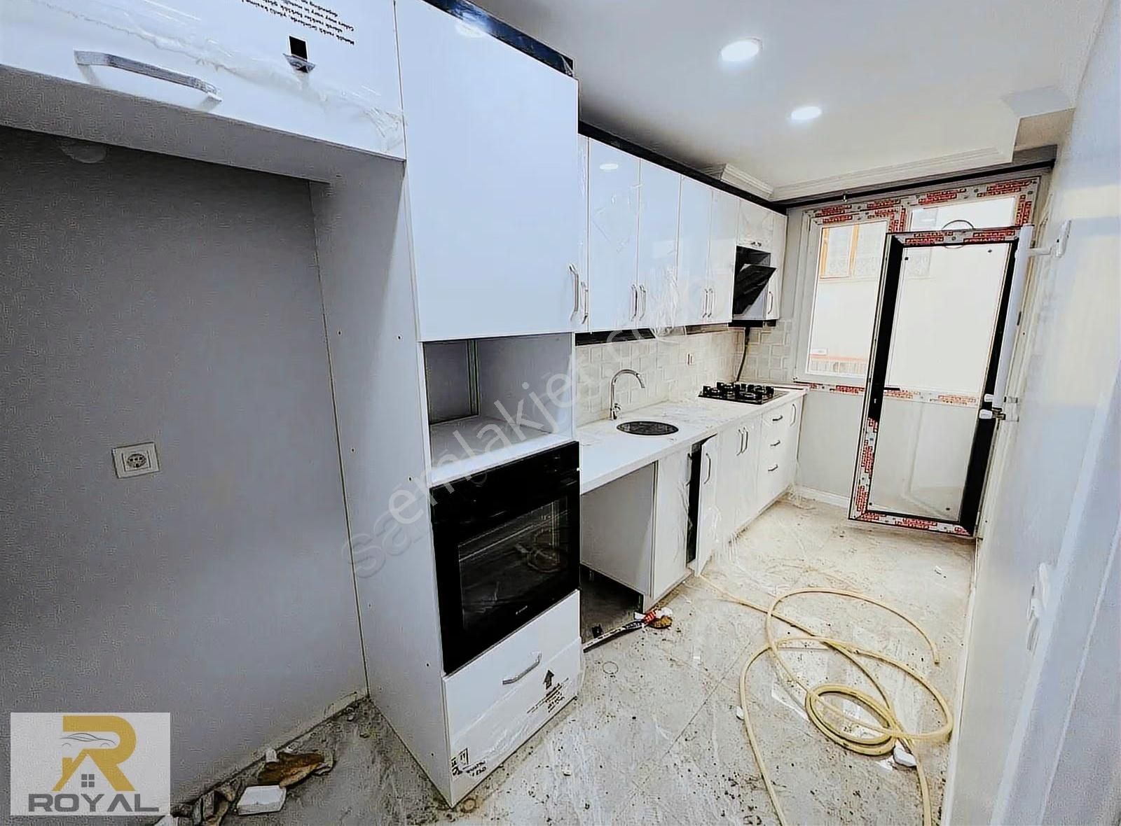 Royal'den Gültepe'de 3+1 Metrobüse 2 Dakika Sıfır Kullanışlı - Görsel 25