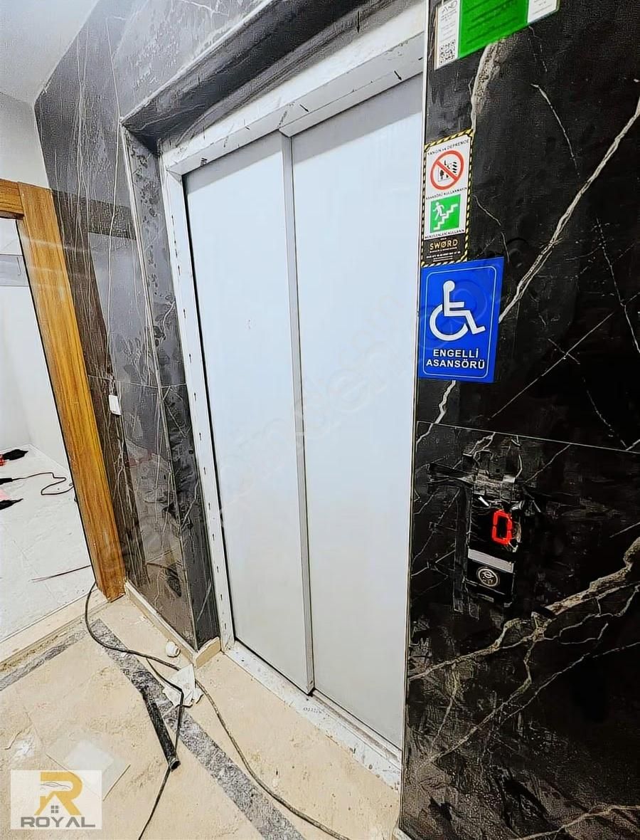 Royal'den Gültepe'de 3+1 Metrobüse 2 Dakika Sıfır Kullanışlı - Görsel 7