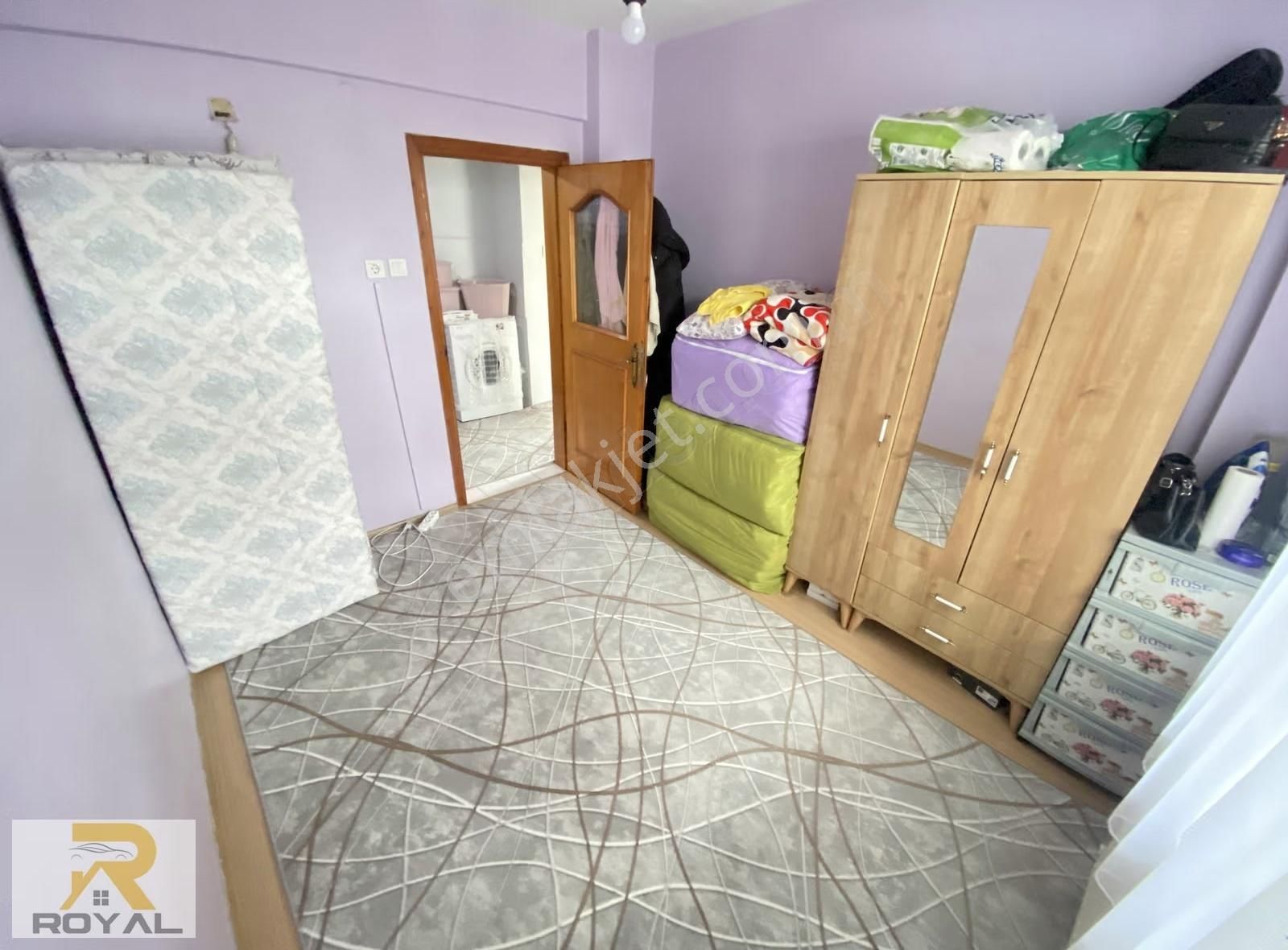 Atatrük Mahallesin'de Cadde Üzeri Köşe Başı Kullanışlı Daire - Görsel 9