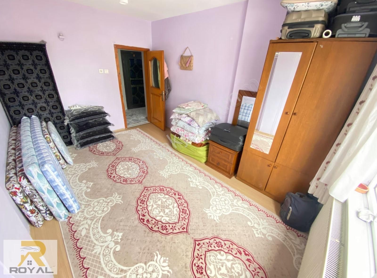 Atatrük Mahallesin'de Cadde Üzeri Köşe Başı Kullanışlı Daire - Görsel 27