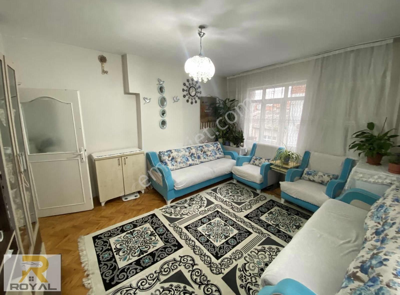 Gültepe Mahallesinde 3+1 Geniş Kullanışlı Arakat Daire - Görsel 32