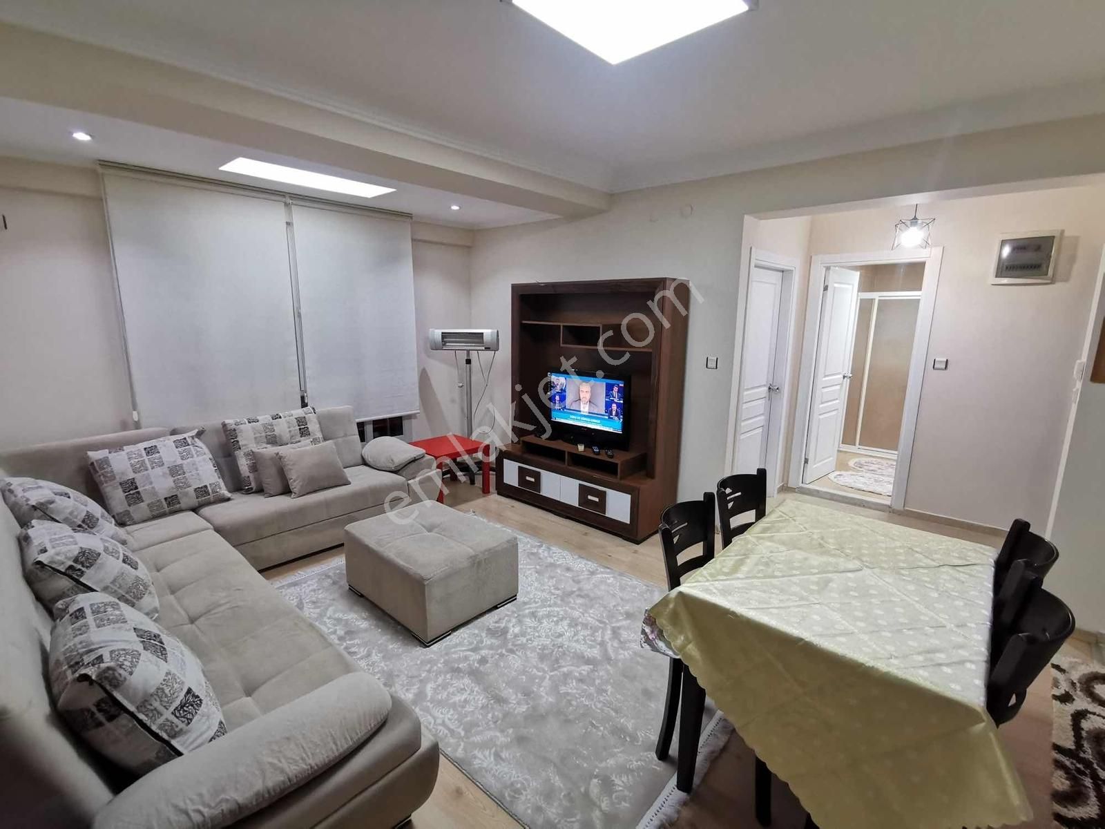 Bulut Emlak'tan Üç Kuyular Yakını Memur Kiracılı 1+1 Daire - Görsel 21