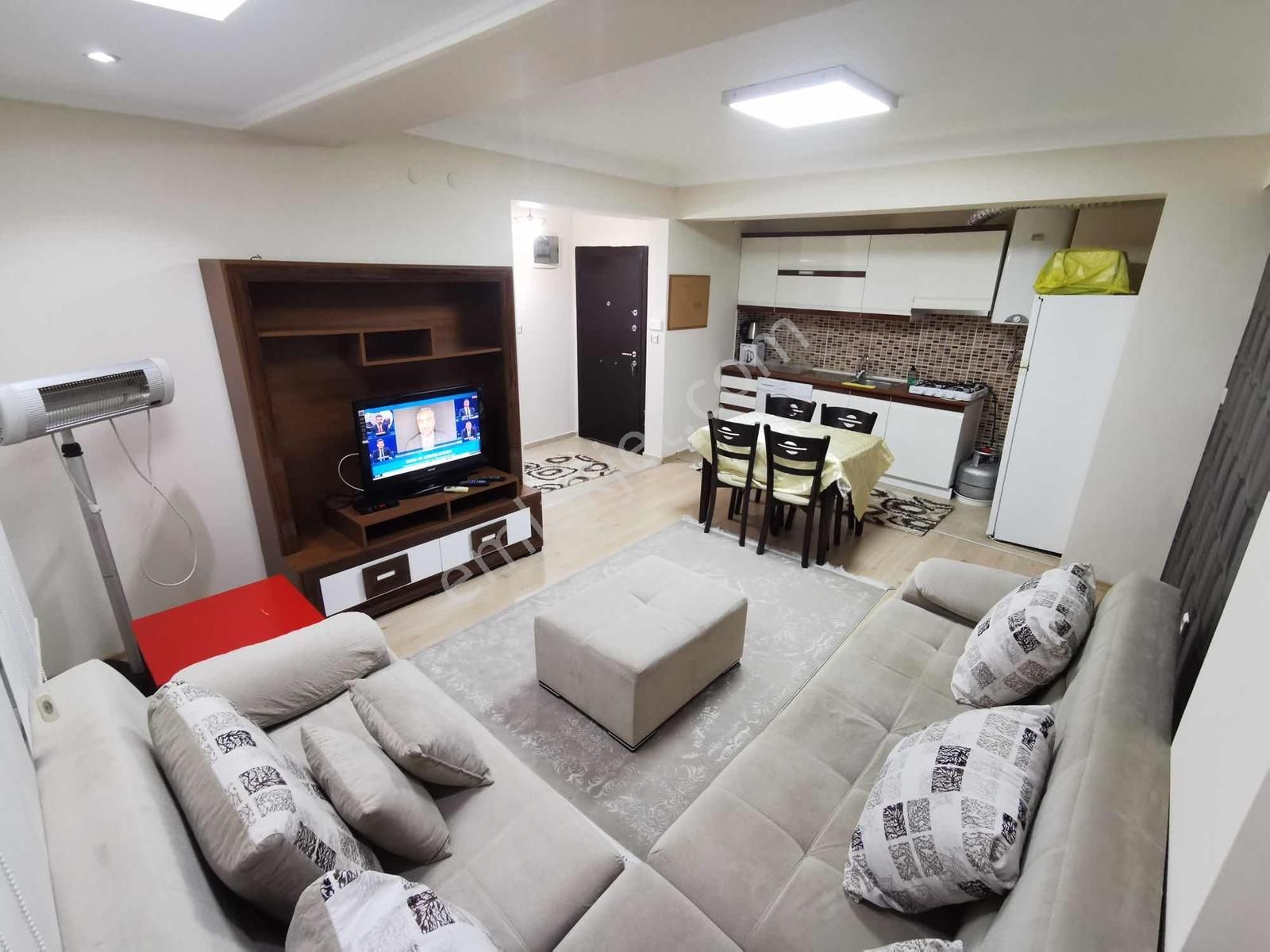 Bulut Emlak'tan Üç Kuyular Yakını Memur Kiracılı 1+1 Daire - Görsel 24