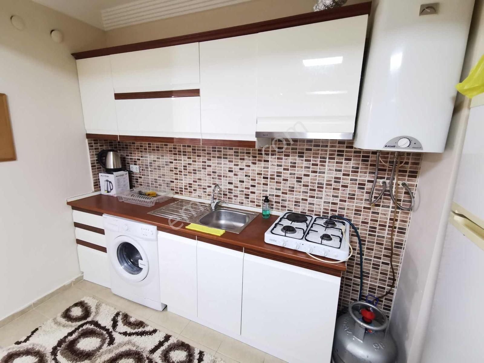 Bulut Emlak'tan Üç Kuyular Yakını Memur Kiracılı 1+1 Daire - Görsel 19