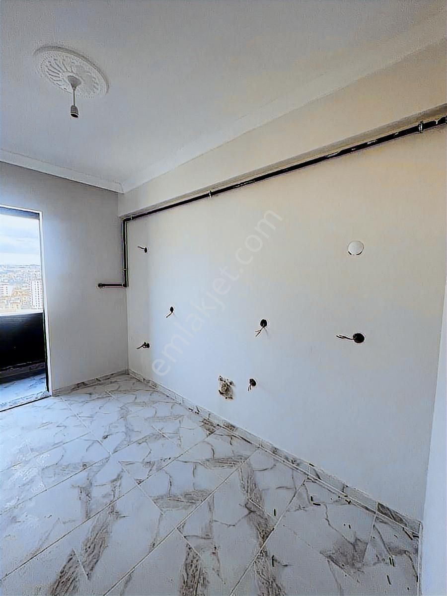 Koru Emlak'tan:2+1=95m2 Arakat Yeni Lüx Daire Satılıktır - Görsel 21