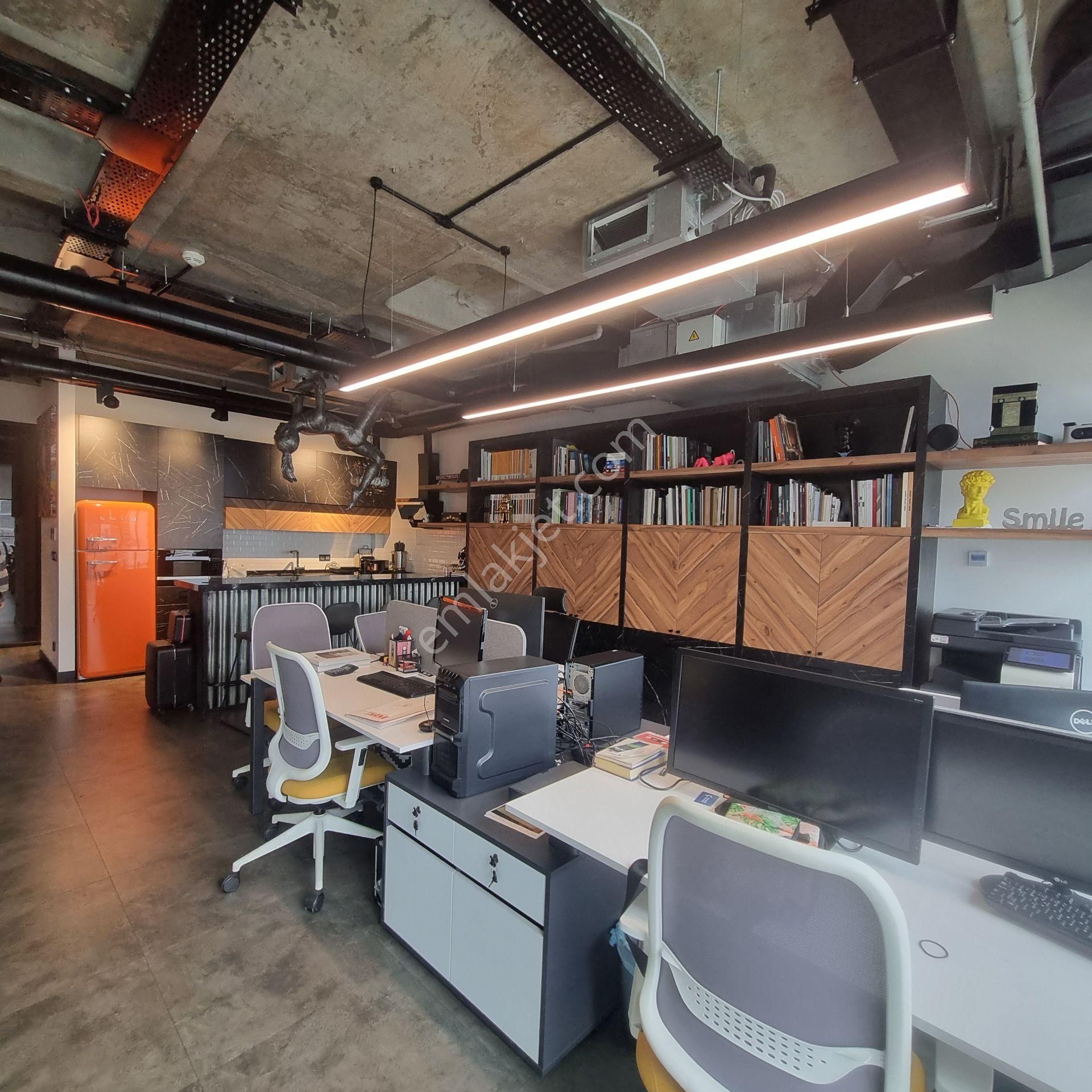 Now Bomonti'de 207 M2 Eşyalı - Teraslı Kiralık Ofis - Görsel 3