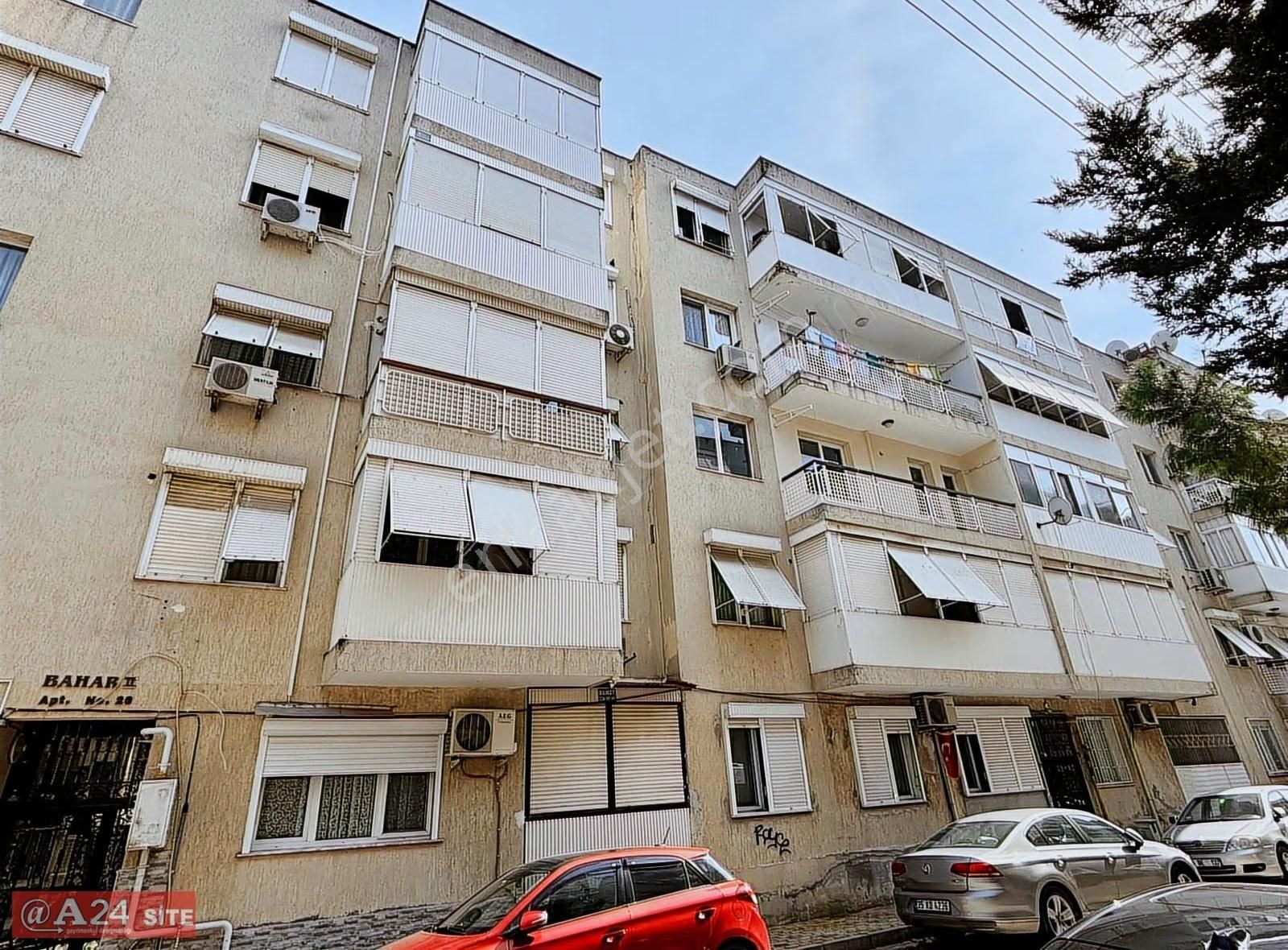 Karşıyaka Dedebaşında Geniş Ferah Yatırımlık 3+1 Daire - Görsel 11