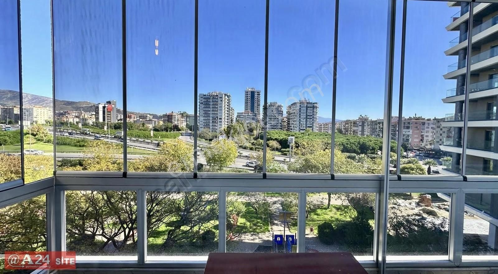 Karşıyaka Dedebaşında Geniş Ferah Yatırımlık 3+1 Daire - Görsel 18