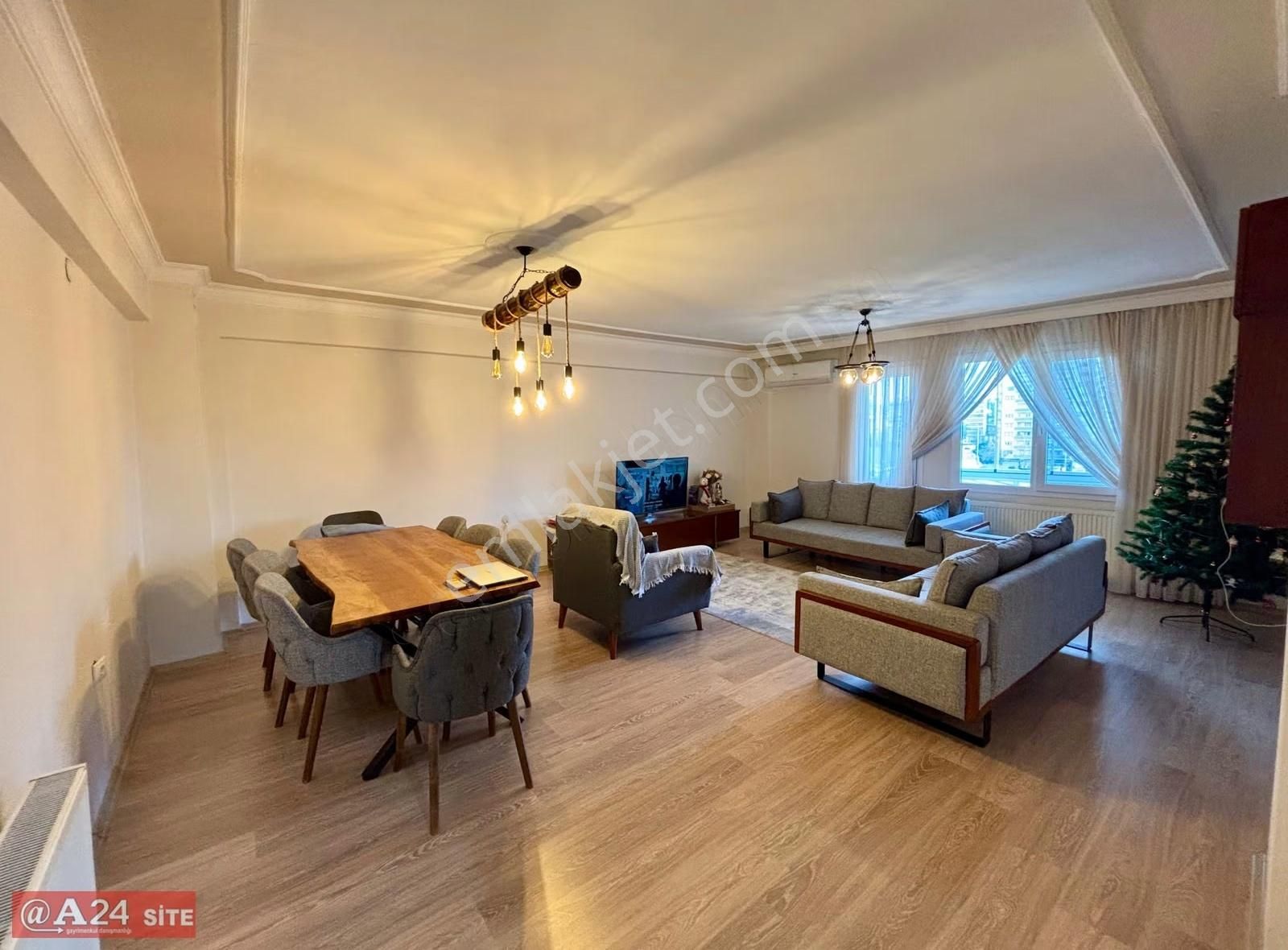 Karşıyaka Dedebaşında Geniş Ferah Yatırımlık 3+1 Daire