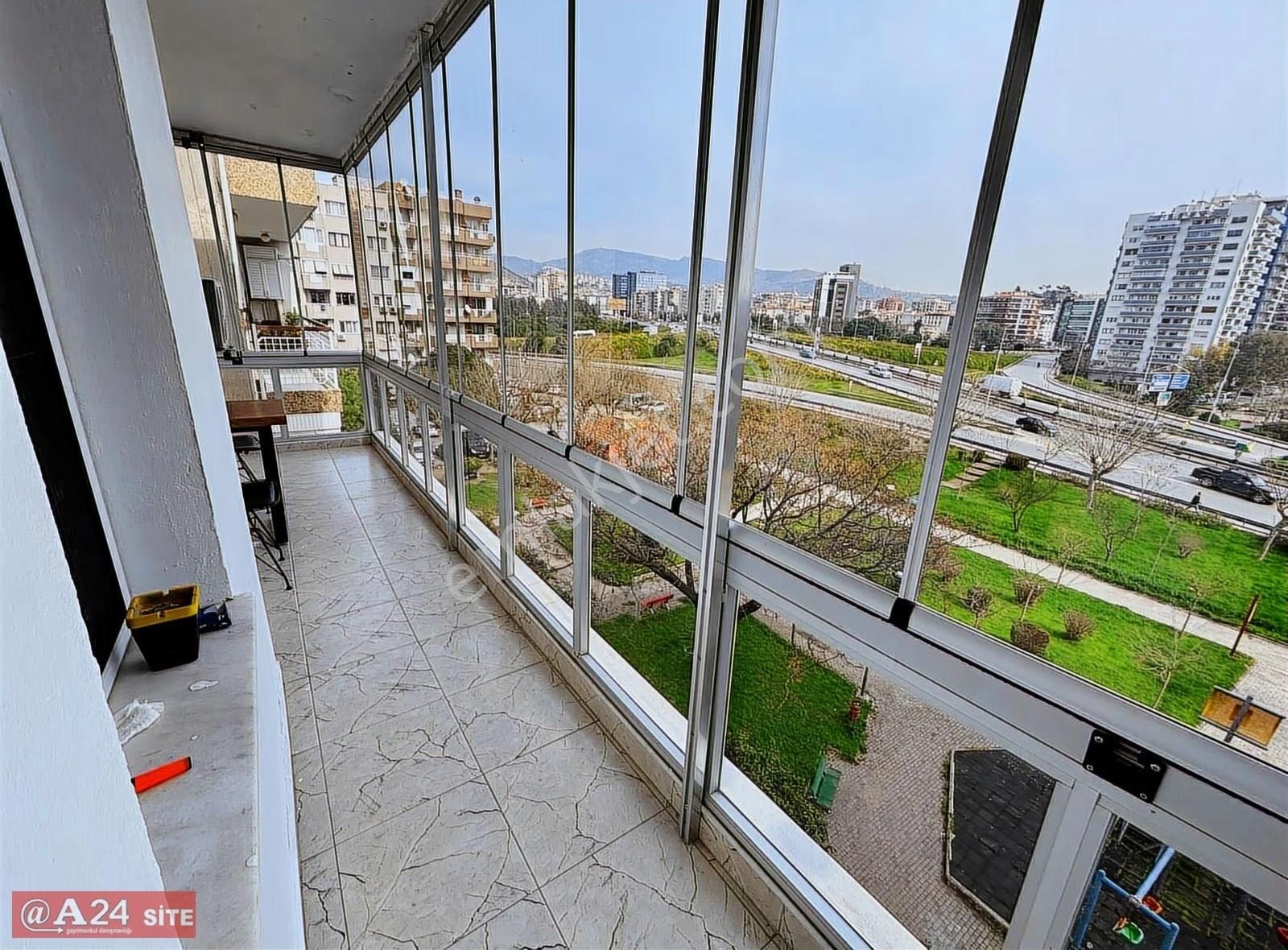 Karşıyaka Dedebaşında Geniş Ferah Yatırımlık 3+1 Daire - Görsel 30