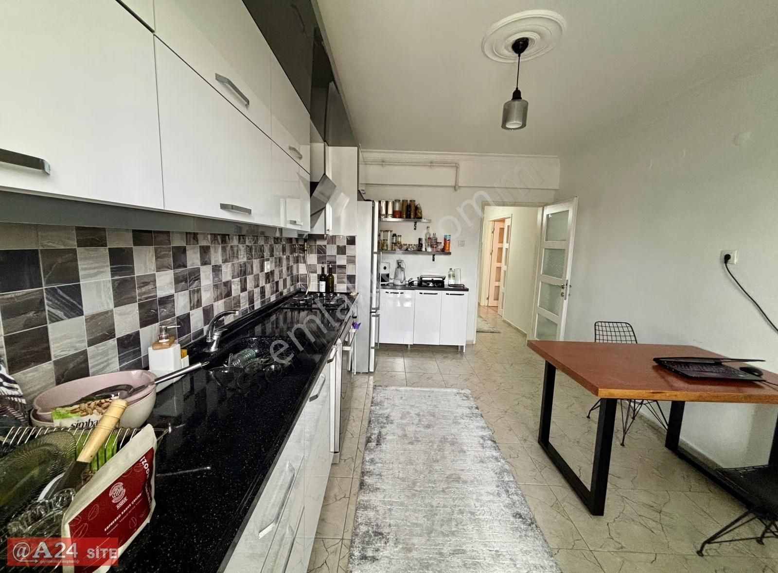 Karşıyaka Dedebaşında Geniş Ferah Yatırımlık 3+1 Daire - Görsel 23