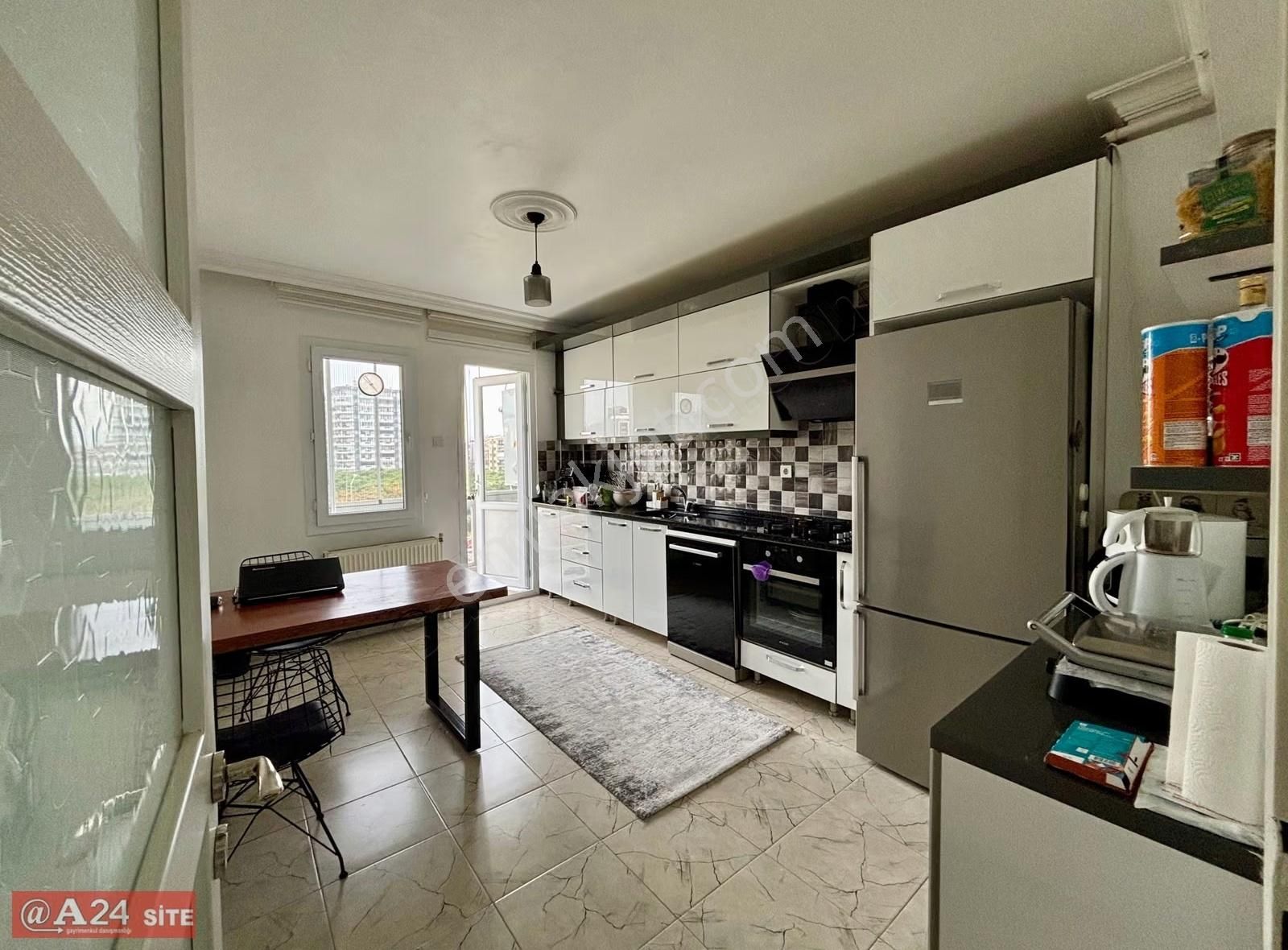 Karşıyaka Dedebaşında Geniş Ferah Yatırımlık 3+1 Daire - Görsel 33