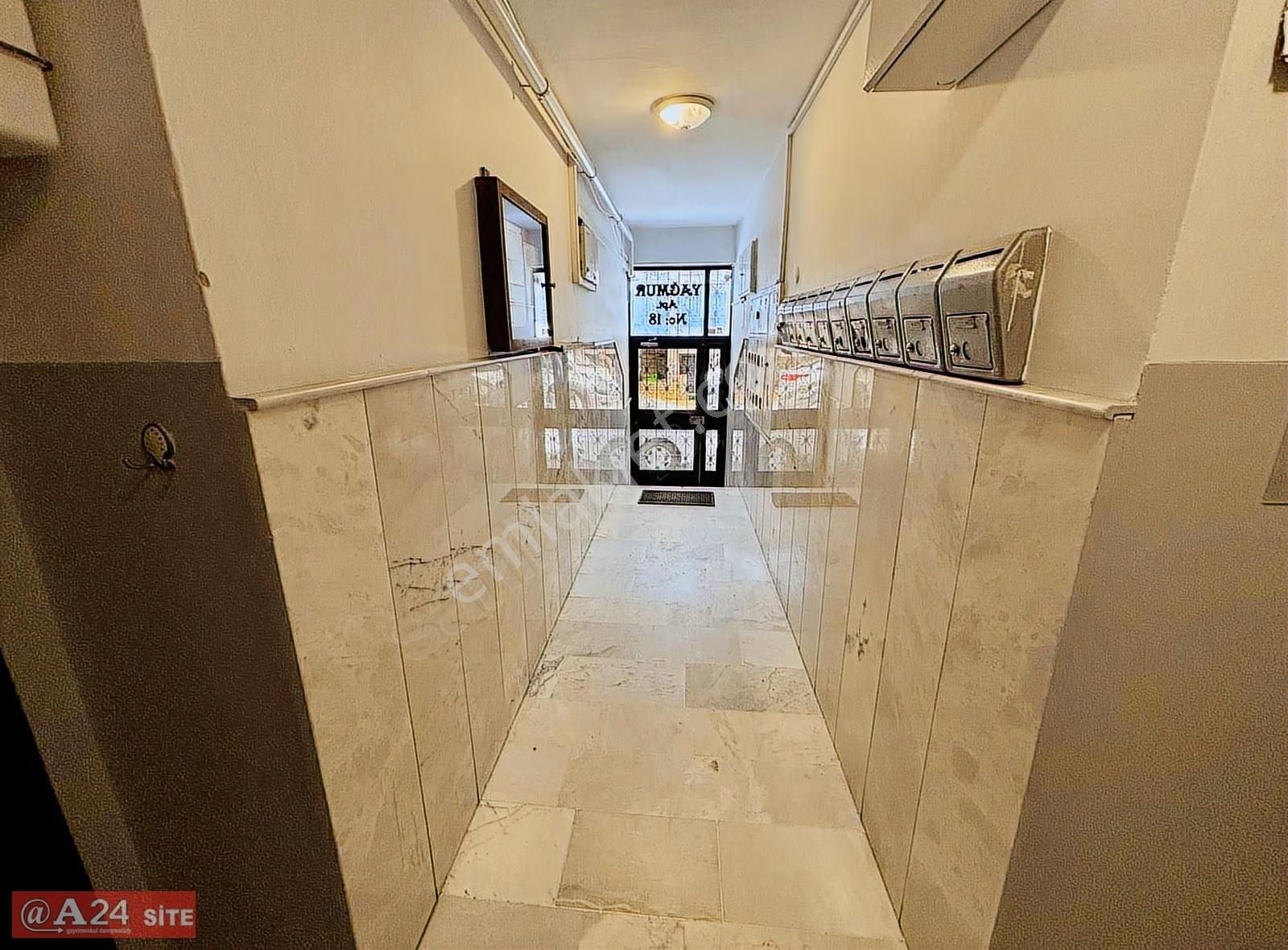 Karşıyaka Dedebaşında Geniş Ferah Yatırımlık 3+1 Daire - Görsel 26